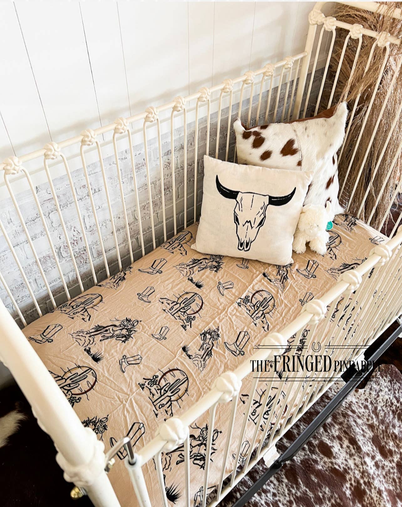 DESERT BOOTS FITTED CRIB SHEET 2.0