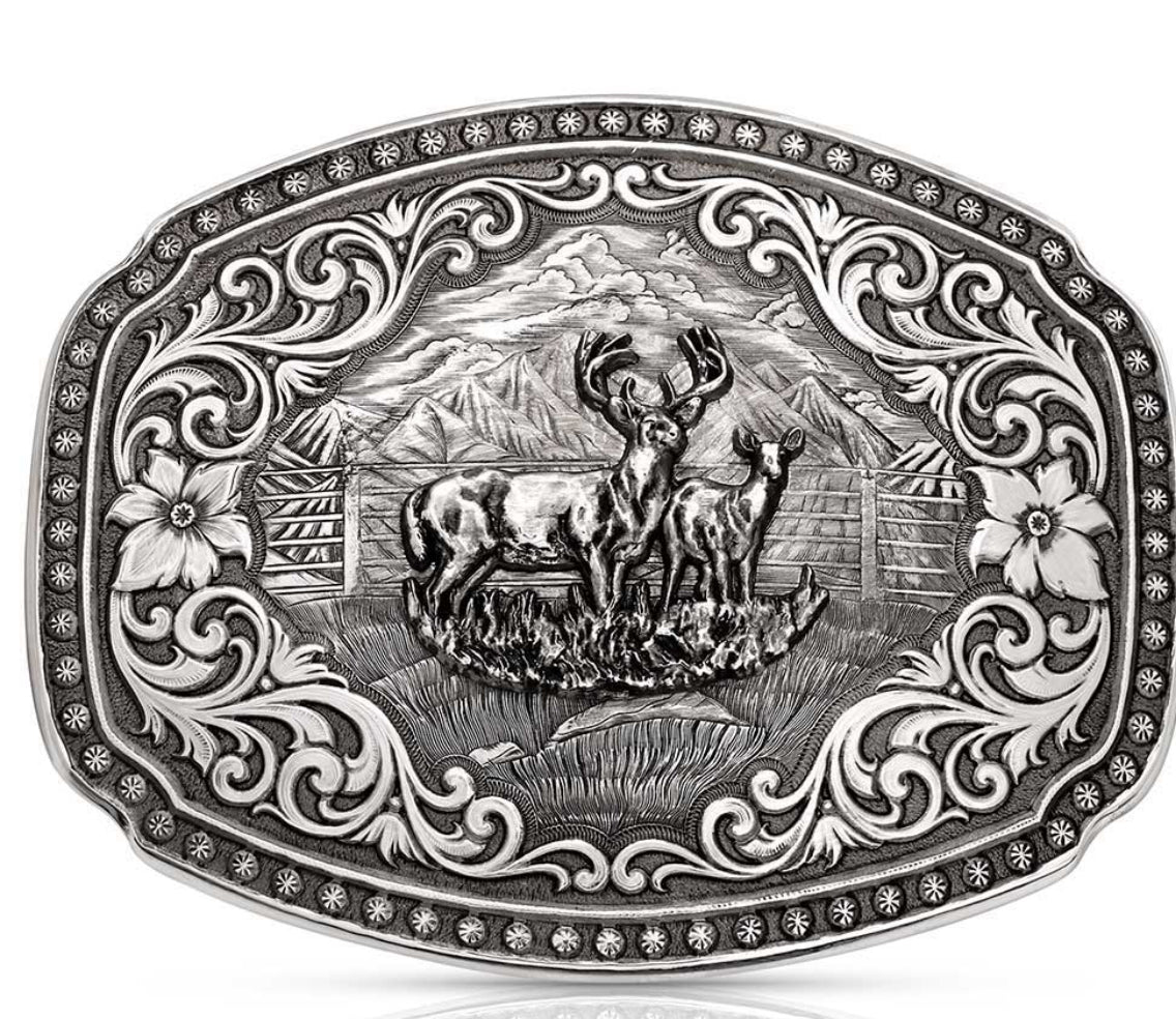 Nature's Valor Buckle with Buck and Doe
