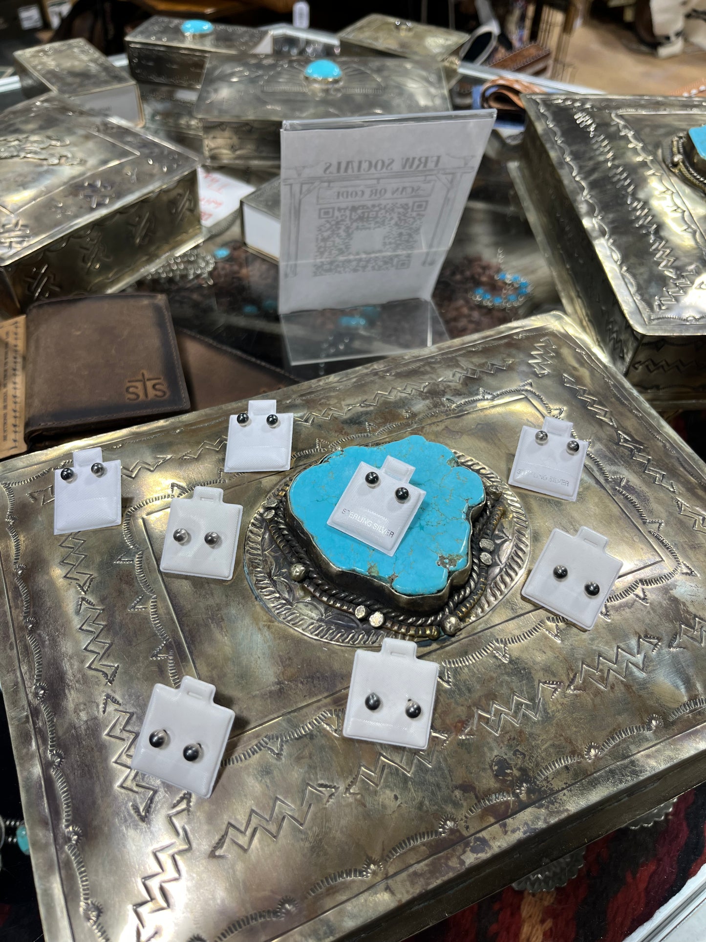 Navajo Pearl Studs