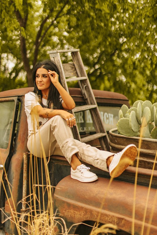 Twisted X Women’s Kicks Sand & White