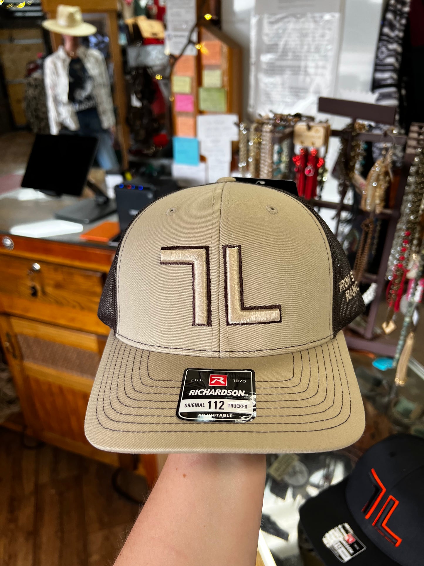 7L Iron Stob Ranch Caps