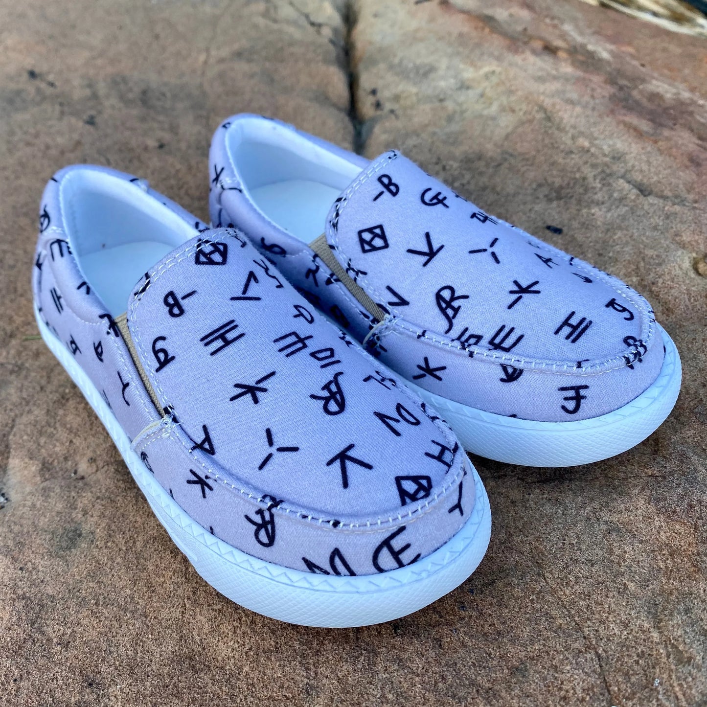 Shea Baby Grey Brand Sneaker (SNE05)