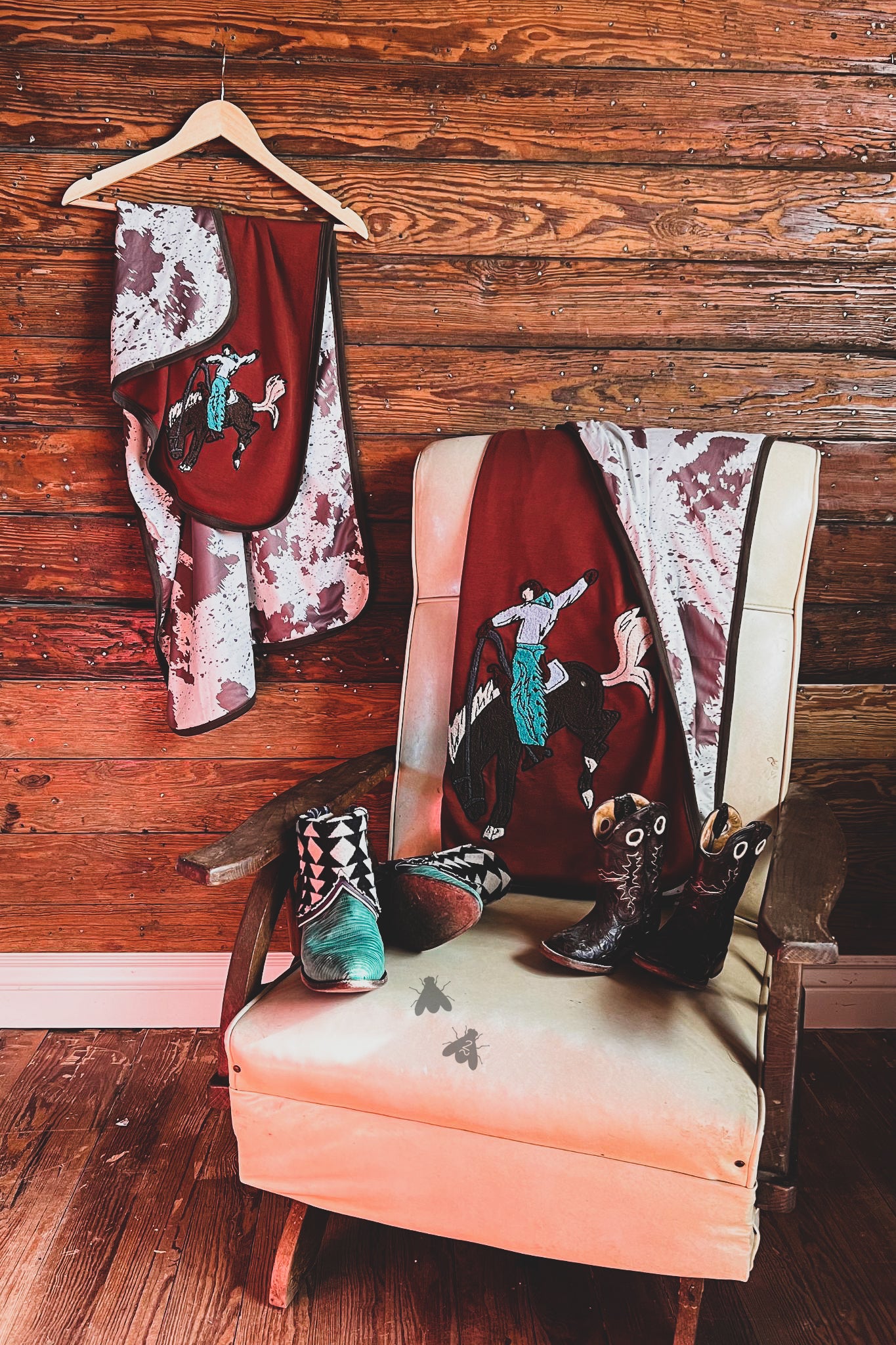 Bronc Stomp Large