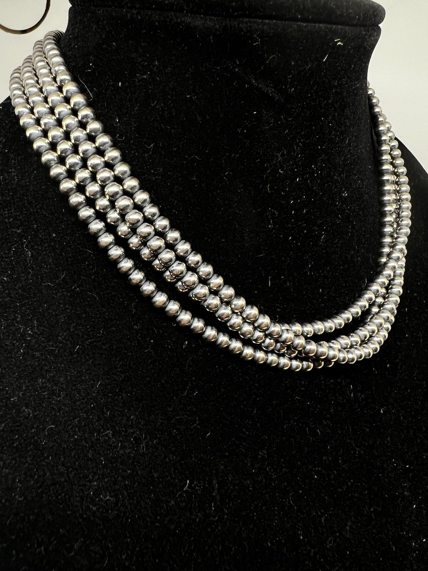 Navajo 16” Silver Pearl Necklace
