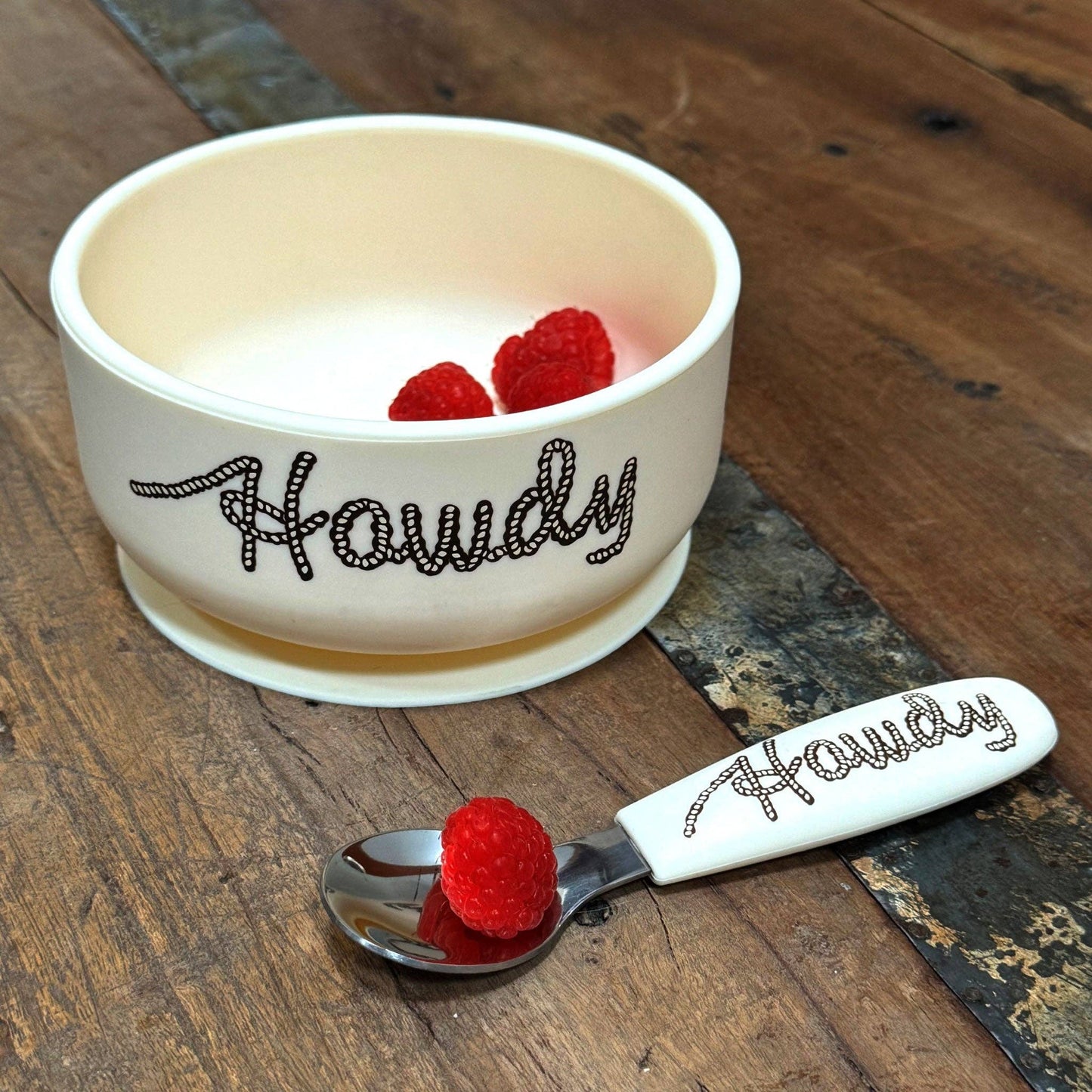 Fresh & Messy Silicone Suction Bowl & Spoon Set | Howdy