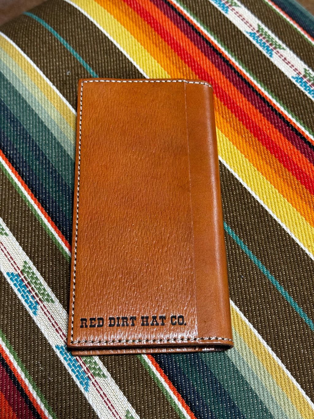Red Dirt Hat Tooled with White Inlay Rodeo Wallet(76w3)