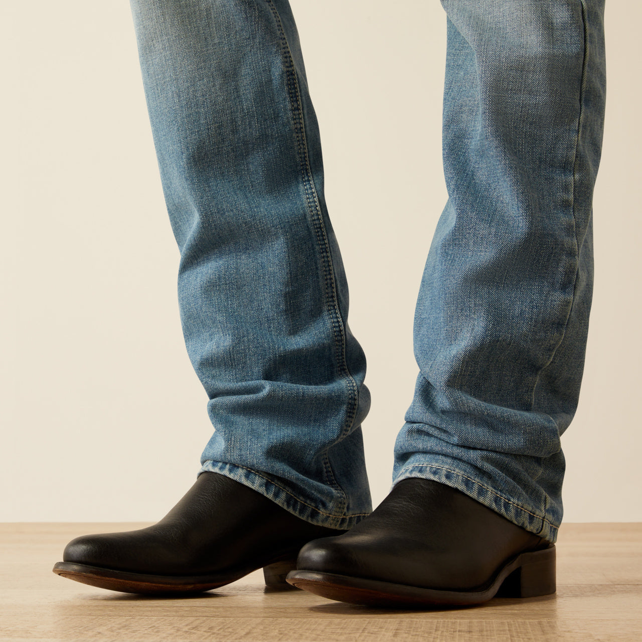 M7 Slim Ethan Straight Leg Jeans (8933)