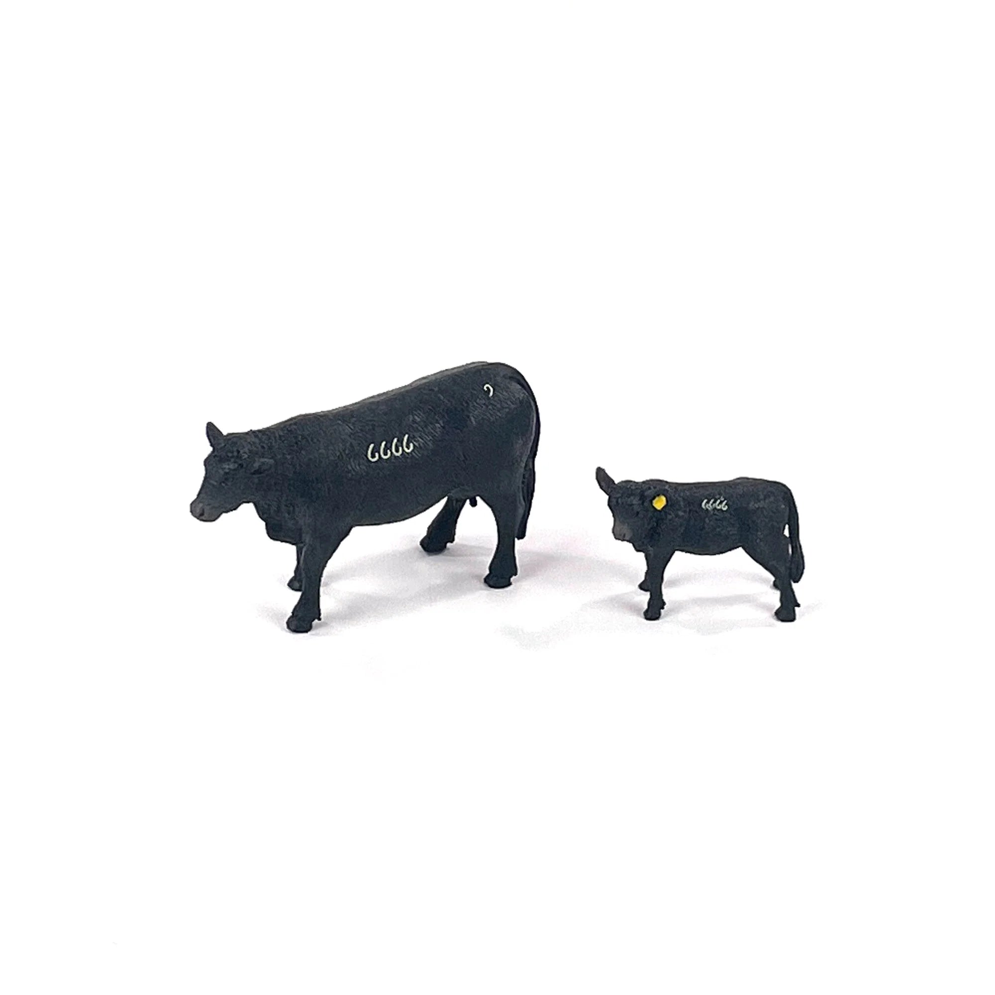 Four Sixes Ranch Black Angus Ranch Set