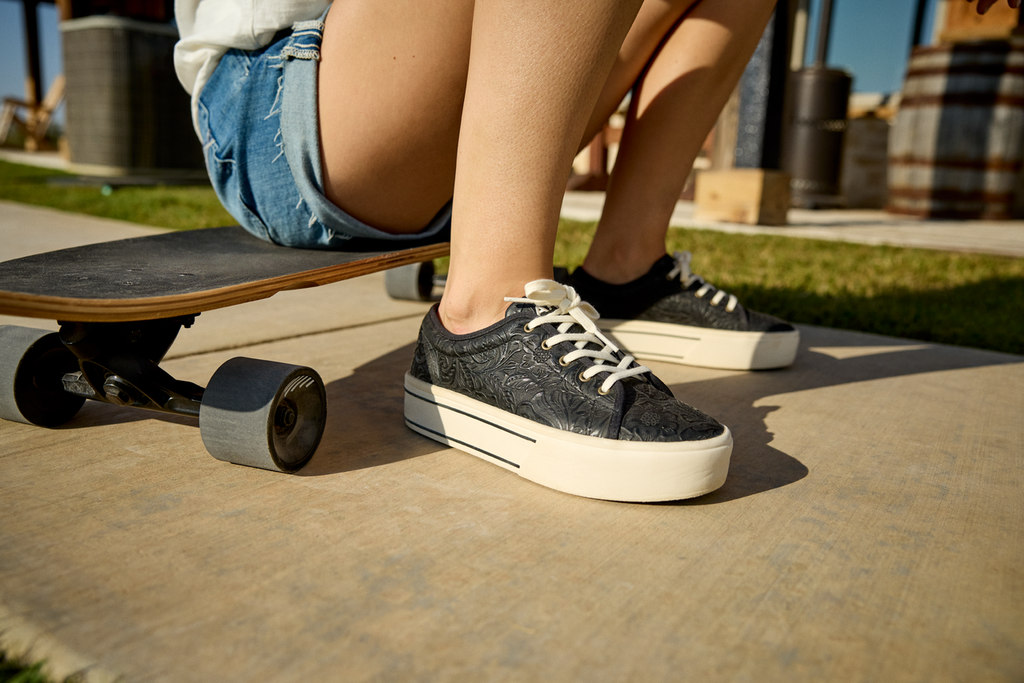 Women’s Skylar Black Emboss Shoes (1288)