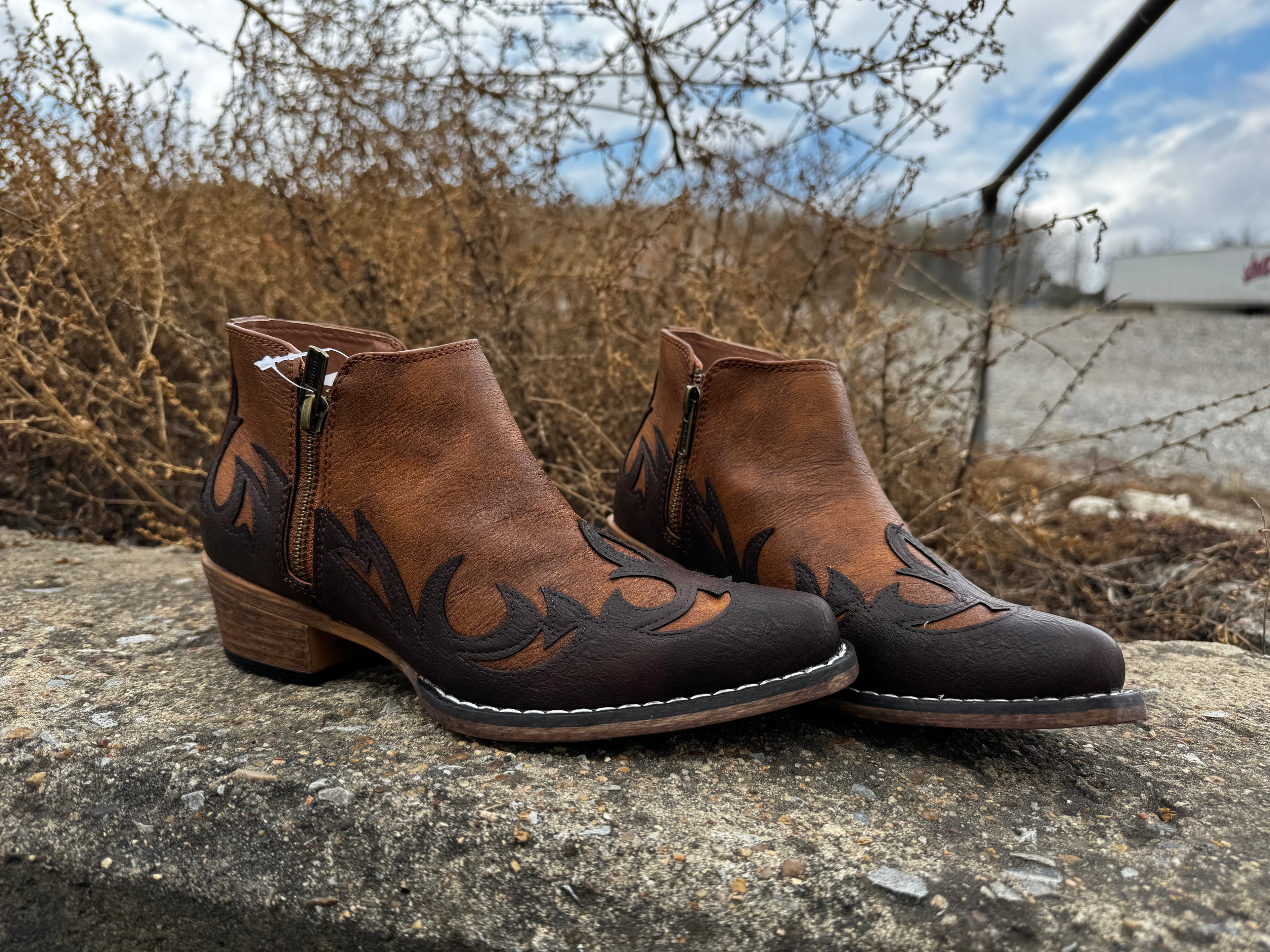 The Loretta Booties (3484)