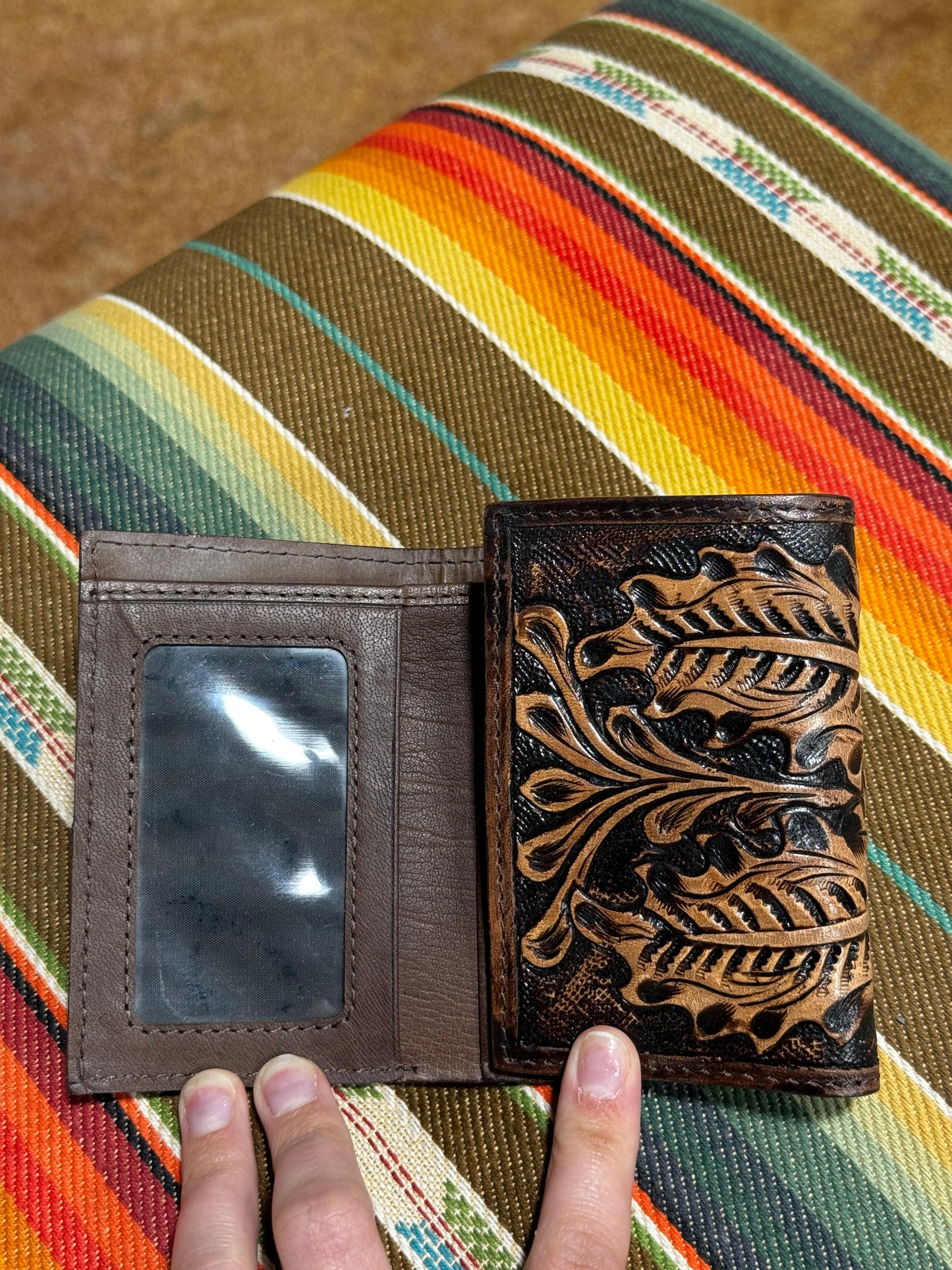 Ranger Belt Tooled Leather Trifold Wallet (IWr-2T)