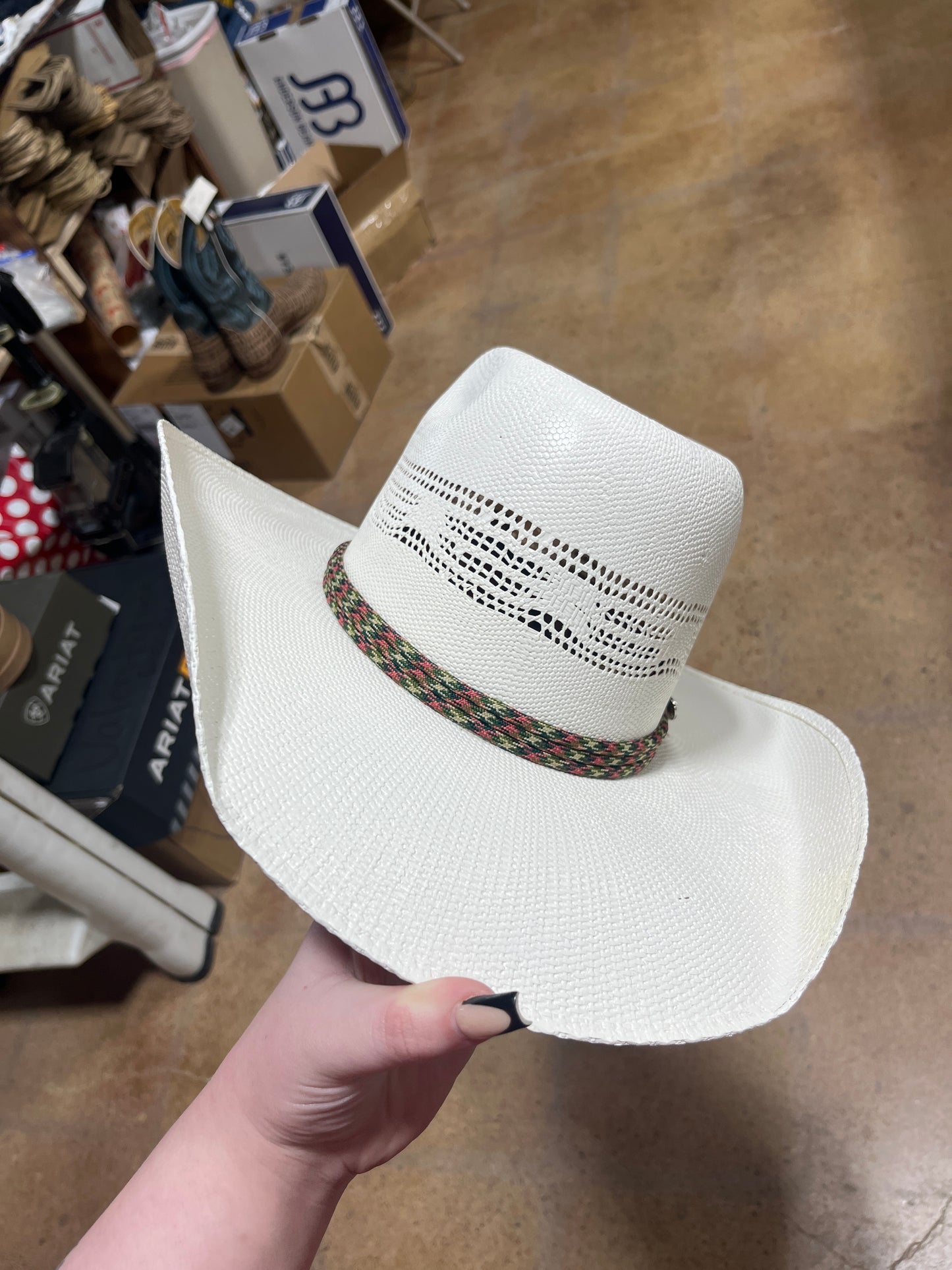 Bronc straw