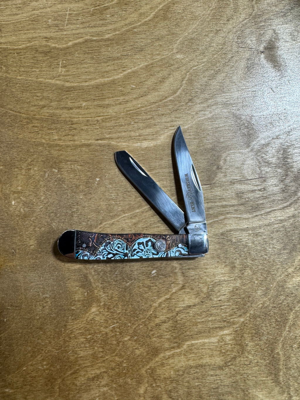 Whiskey Bent Trapper Knives