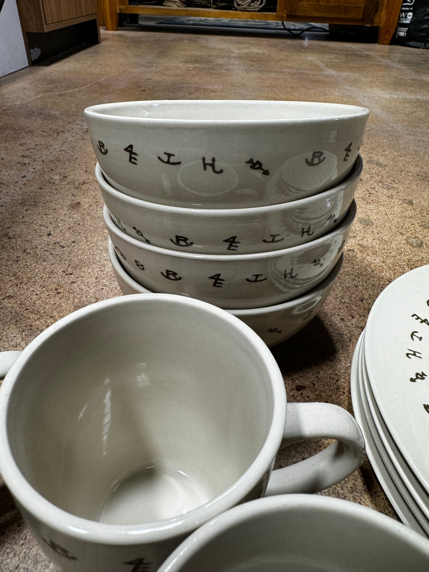 16Pc Branded Stoneware Set