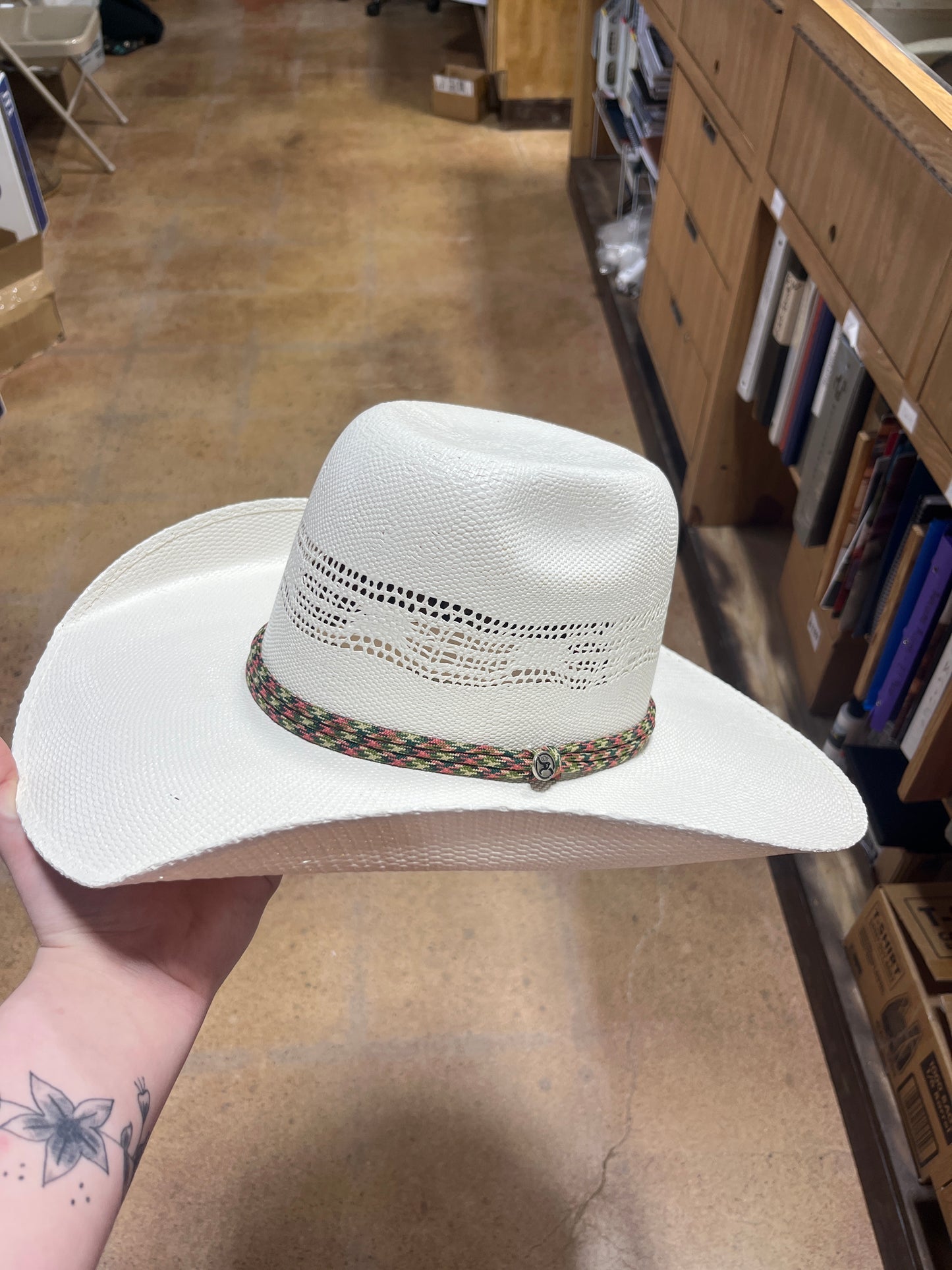 Bronc straw