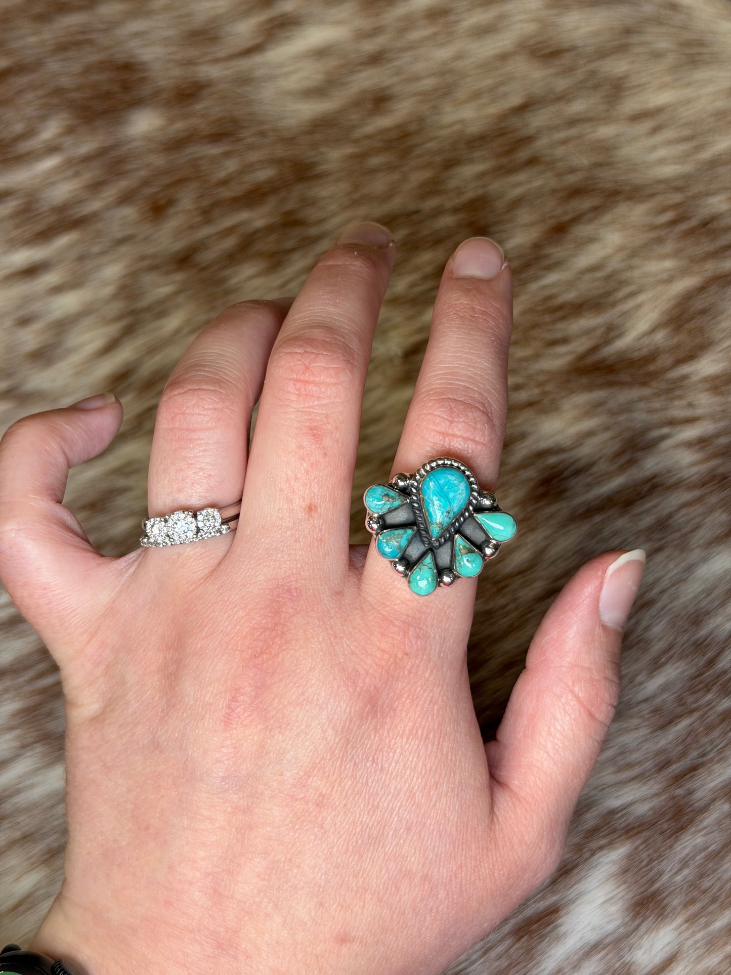 Teardrop Cluster Ring