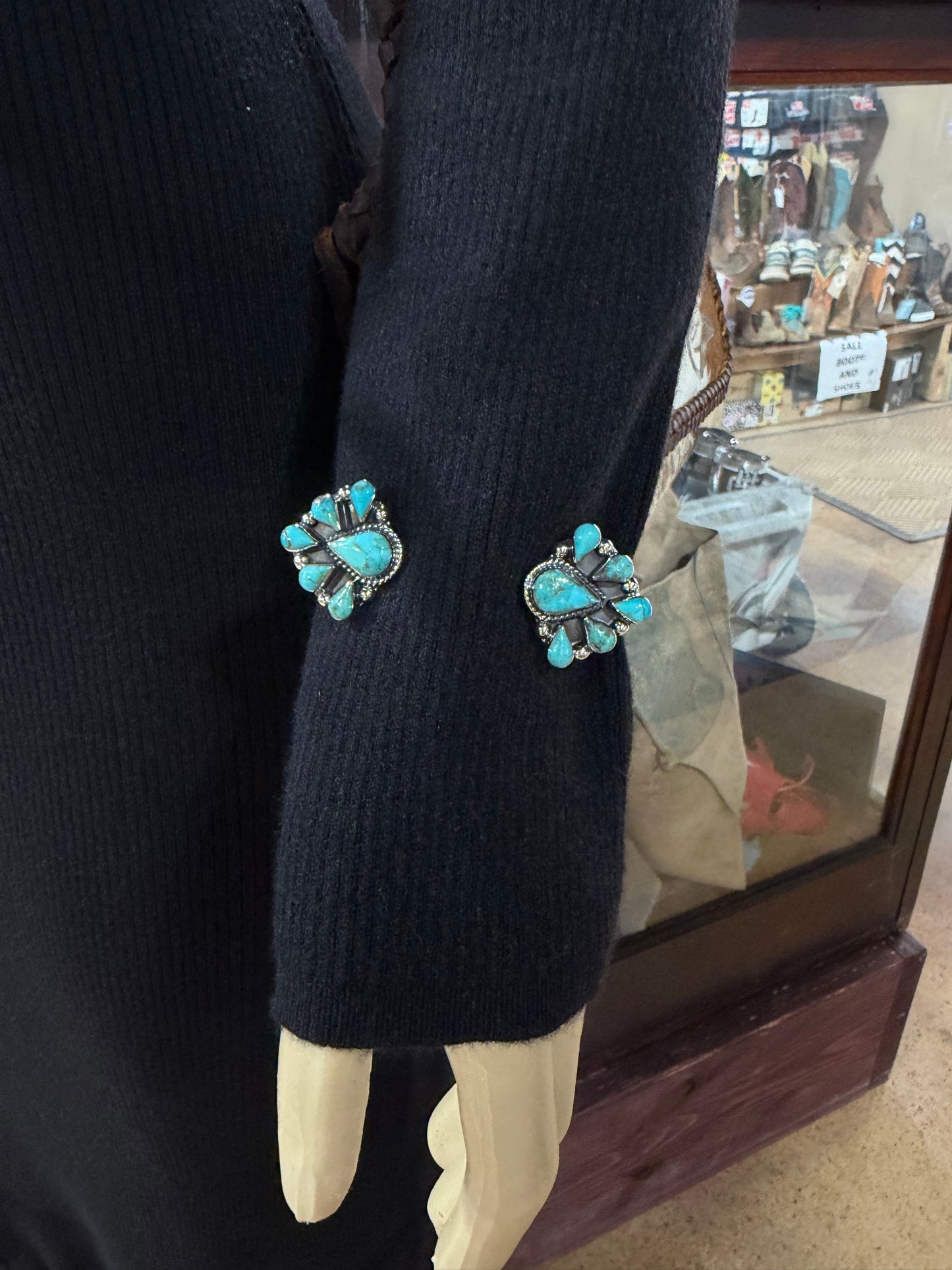 Teardrop Cluster Cuff