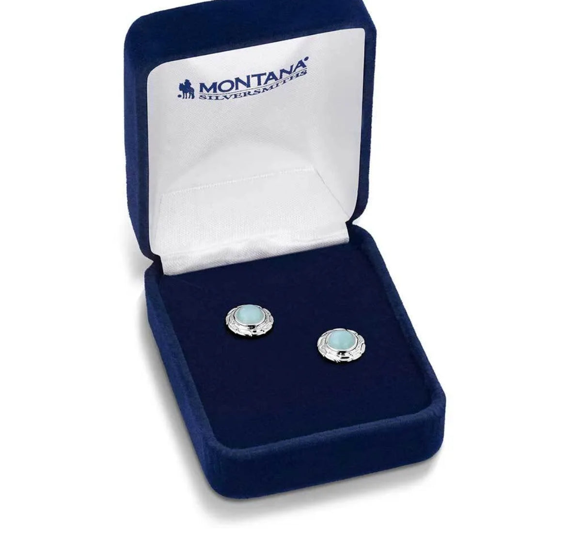 Springtime Embrace Stud