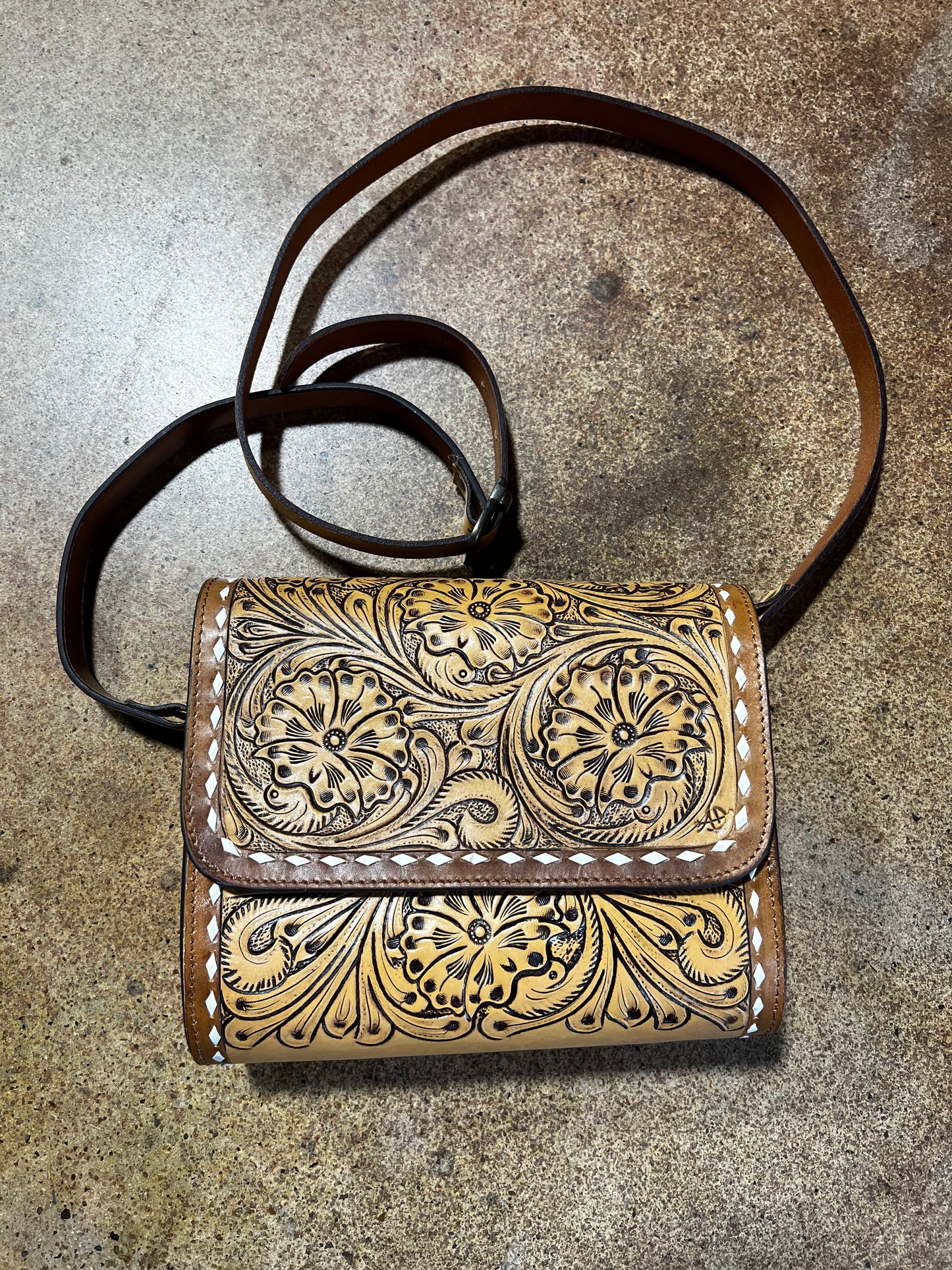 Tooled American Darling Purse (693A)