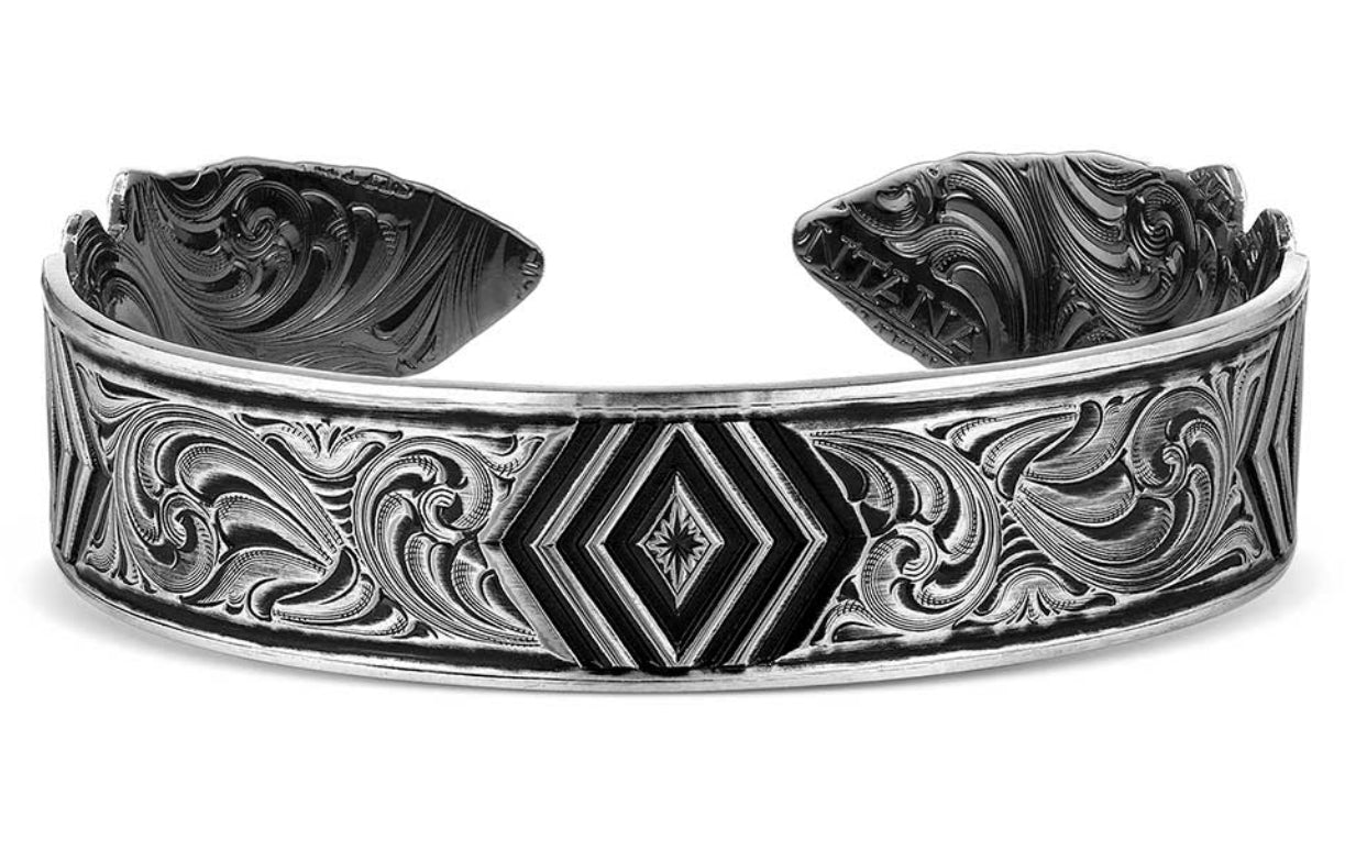 Old West Arrowhead Cuff Bracelet (BC5677)