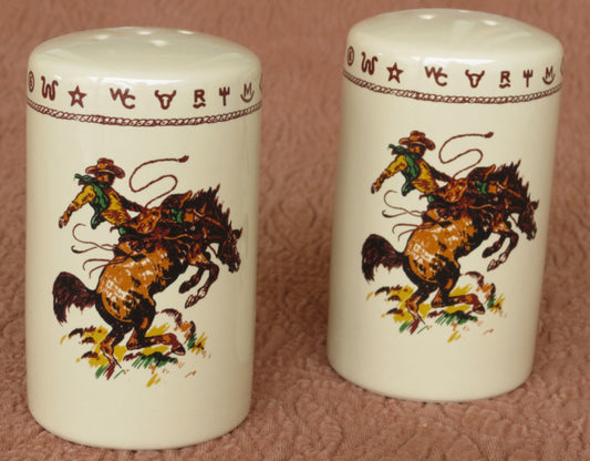Salt & pepper set, bronco