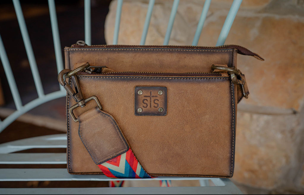 Basic Bliss Lily Crossbody (31361)