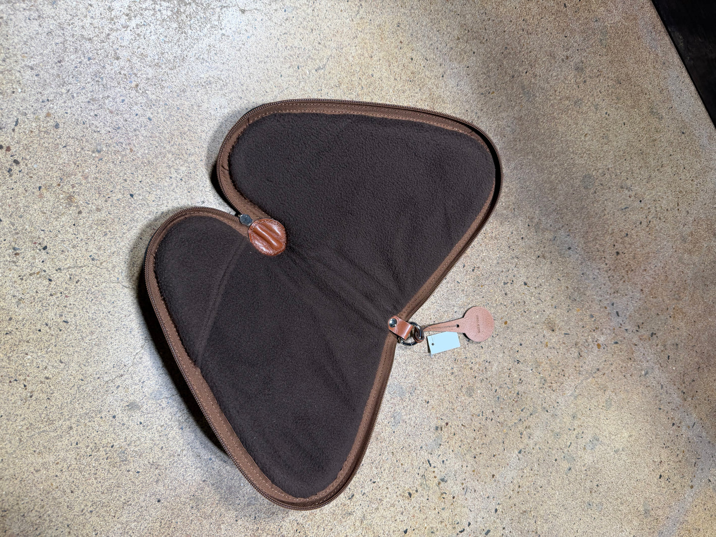 Small Tooled Gun Holster (0008)