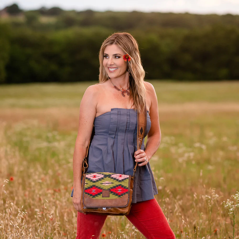 Baja Dreams Della Crossbody