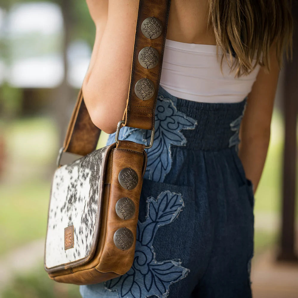 Vaquero Cowhide Della Crossbody