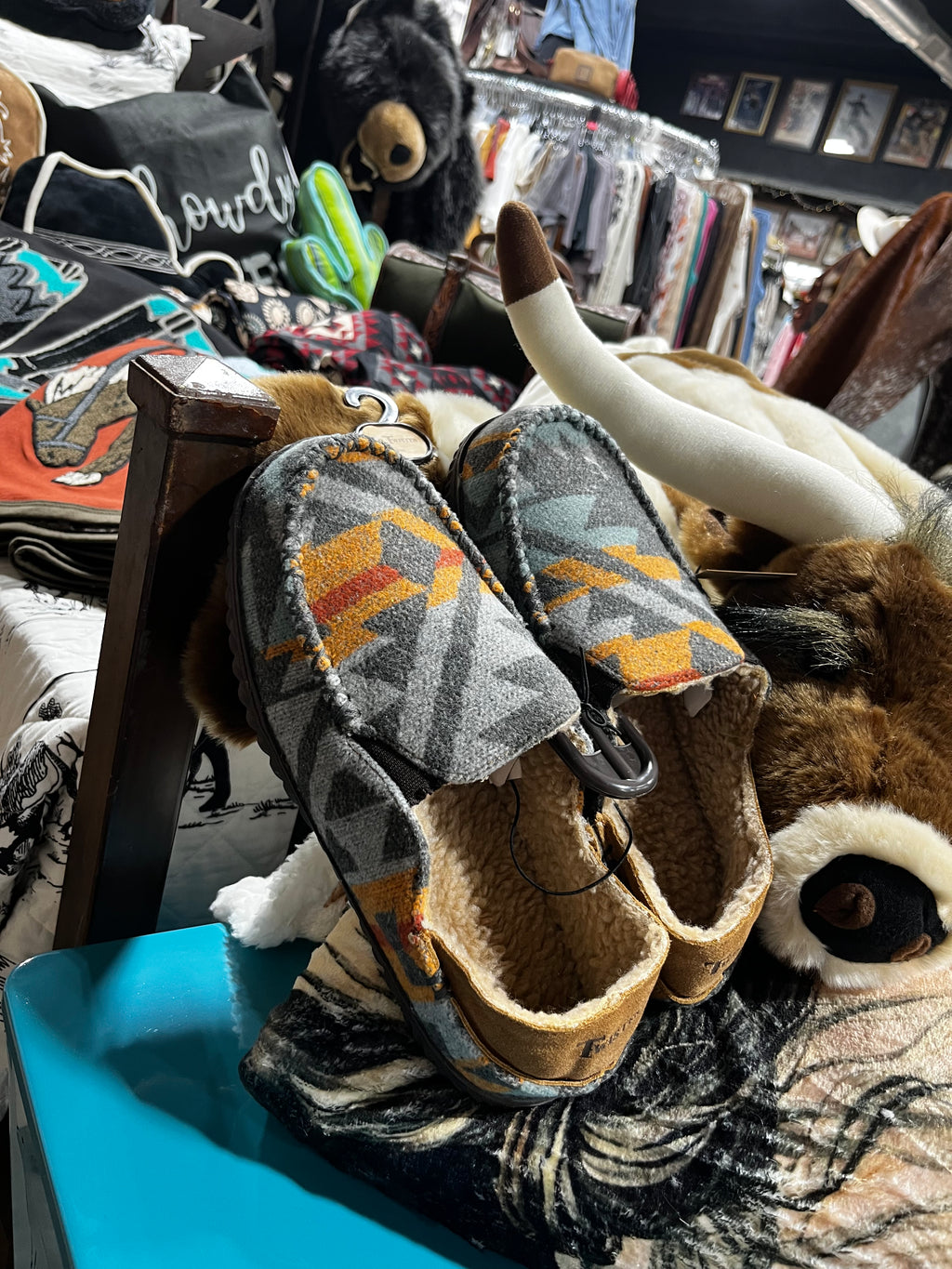 Men’s Aztec House Slippers