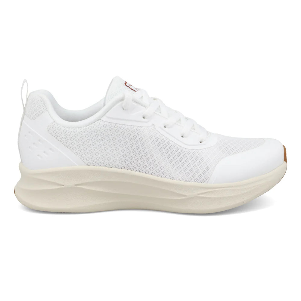 Women’s White Twisted X Shoe
