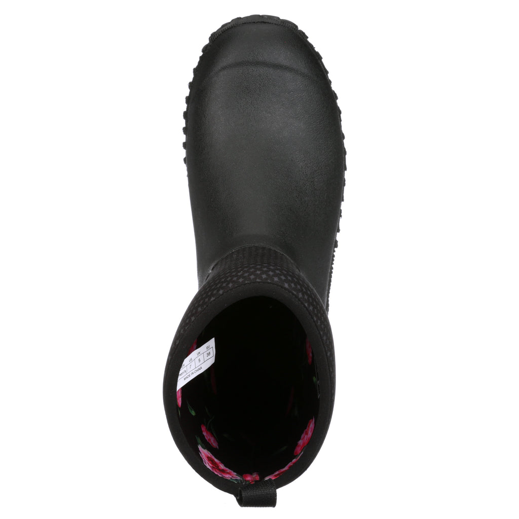 Women’s black muck boot