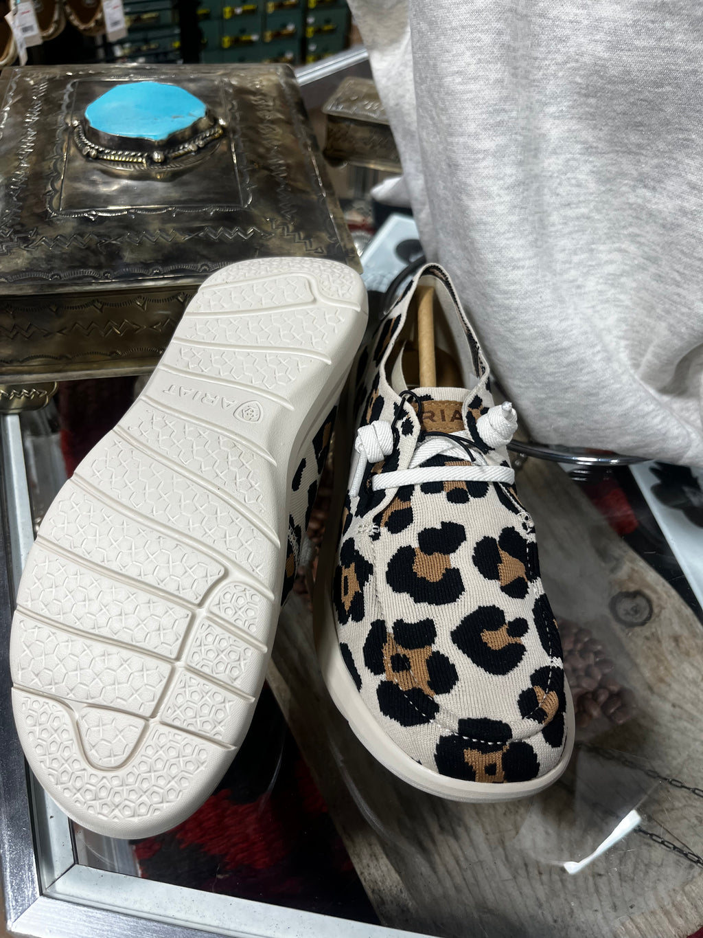 Leopard print Ariat Hilo’s