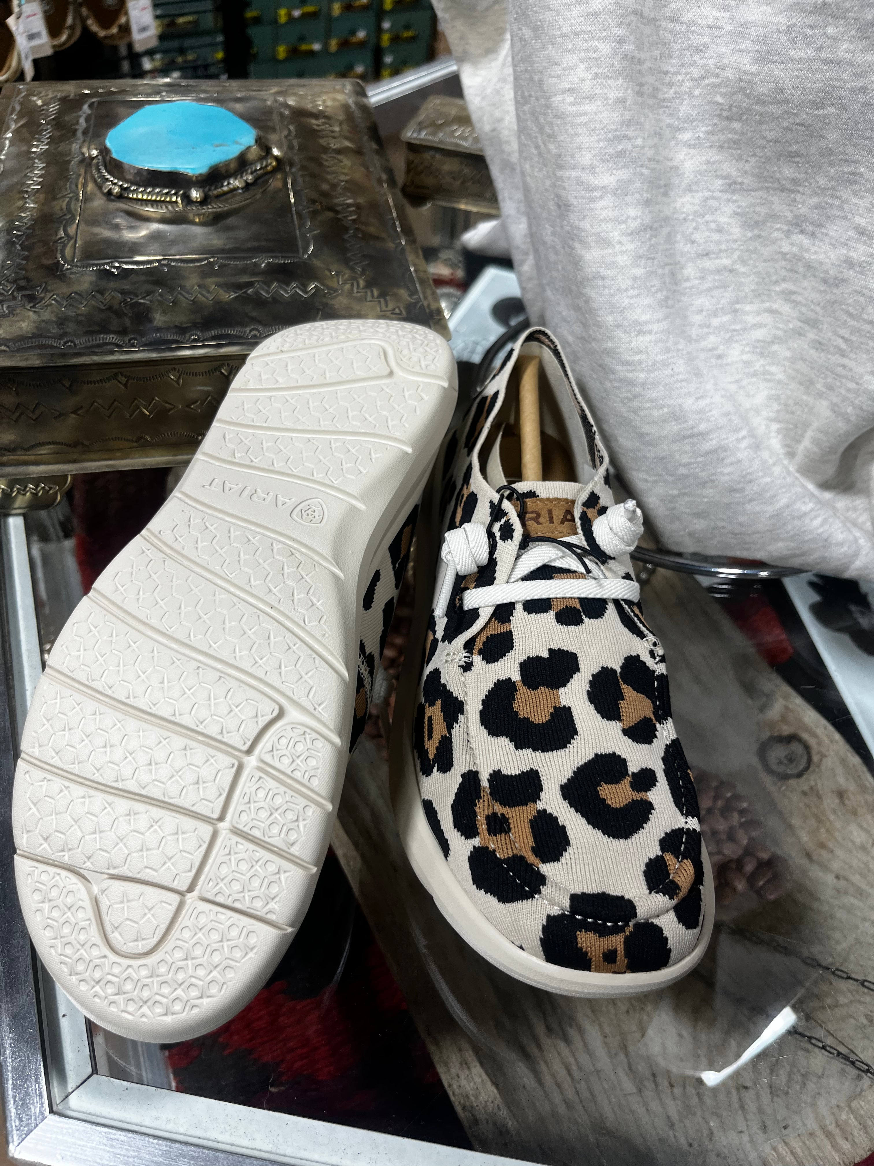 Leopard print Ariat Hilo’s