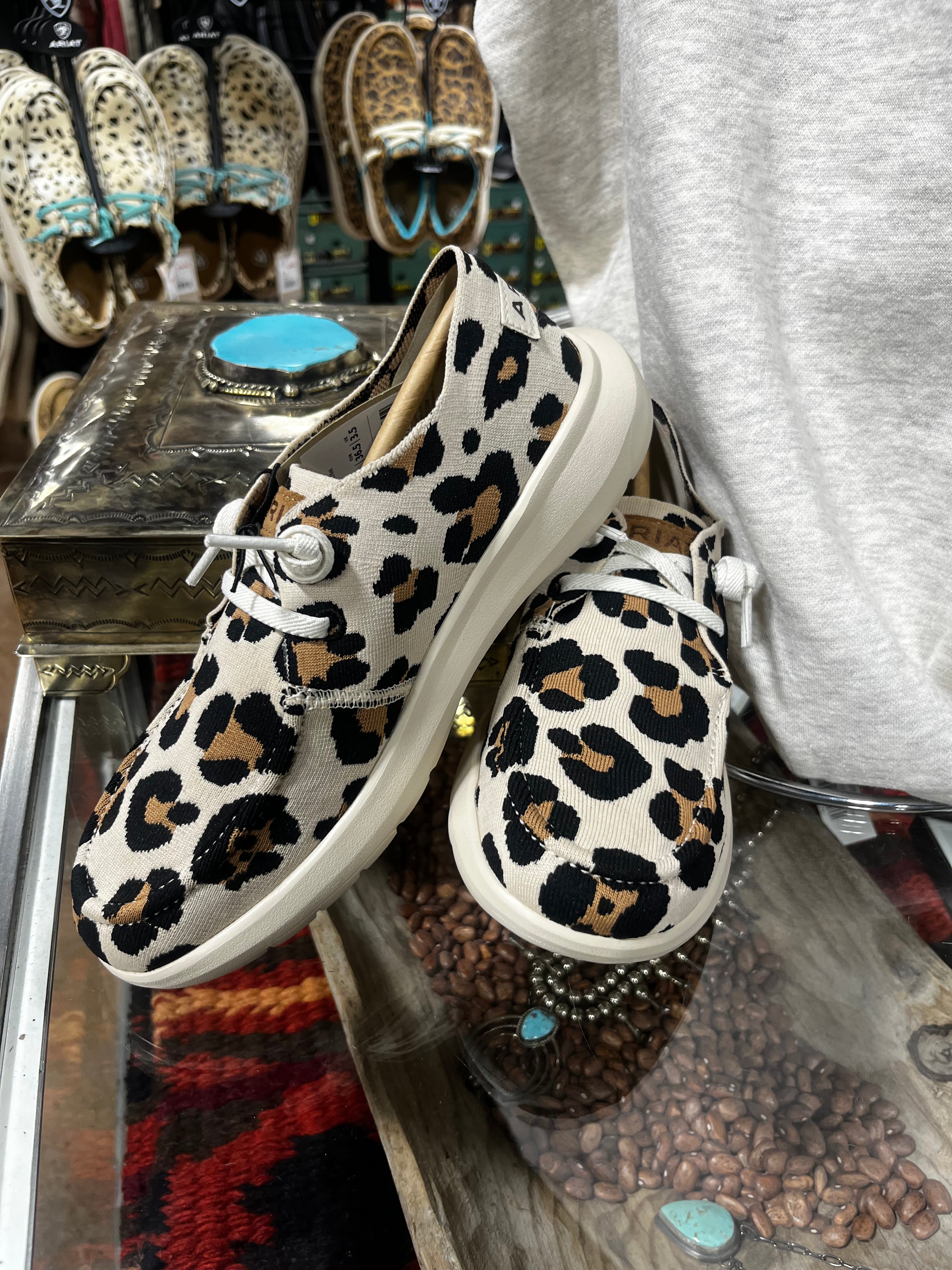 Leopard print Ariat Hilo’s