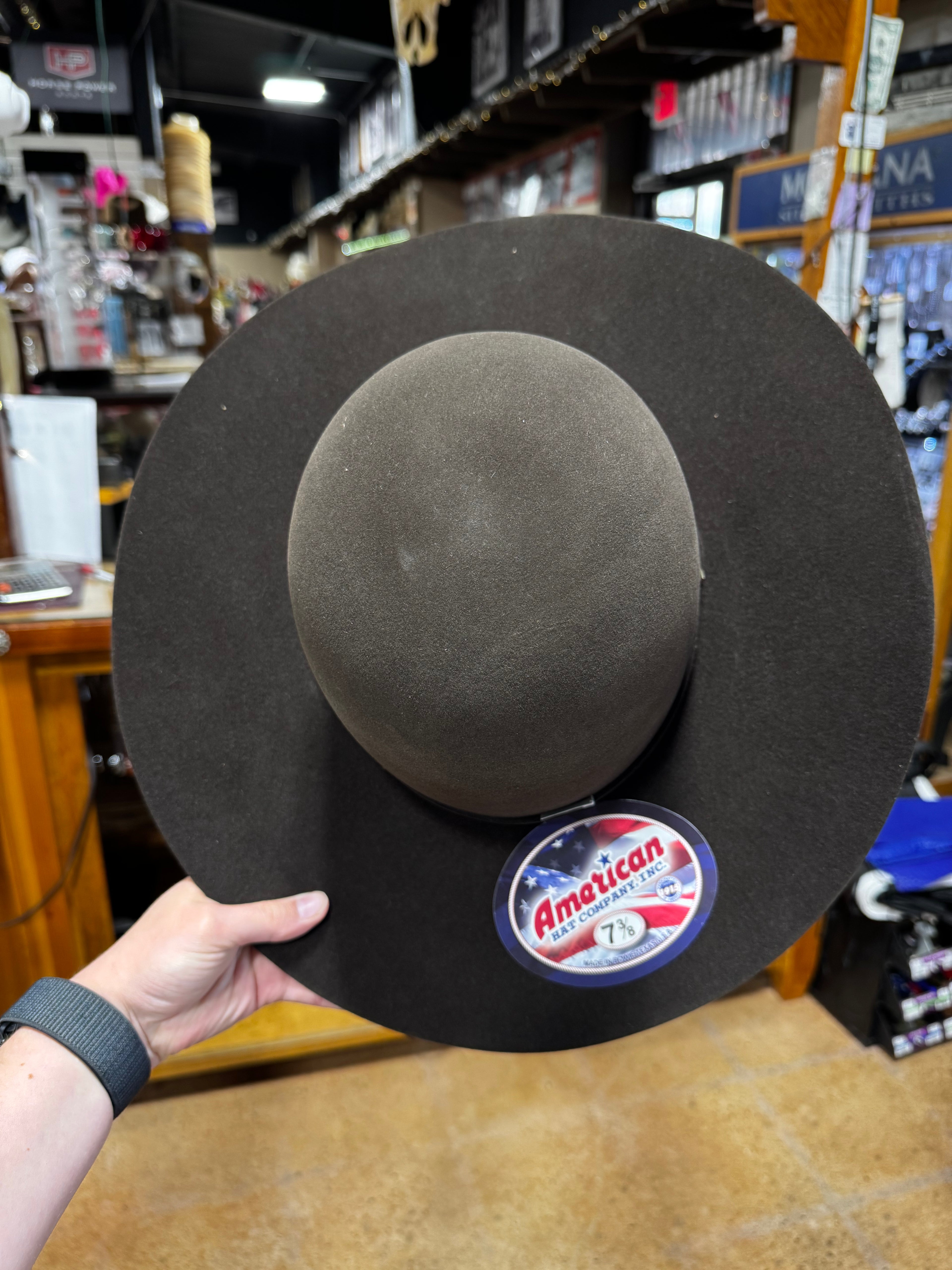 American 40X Chocolate Felts