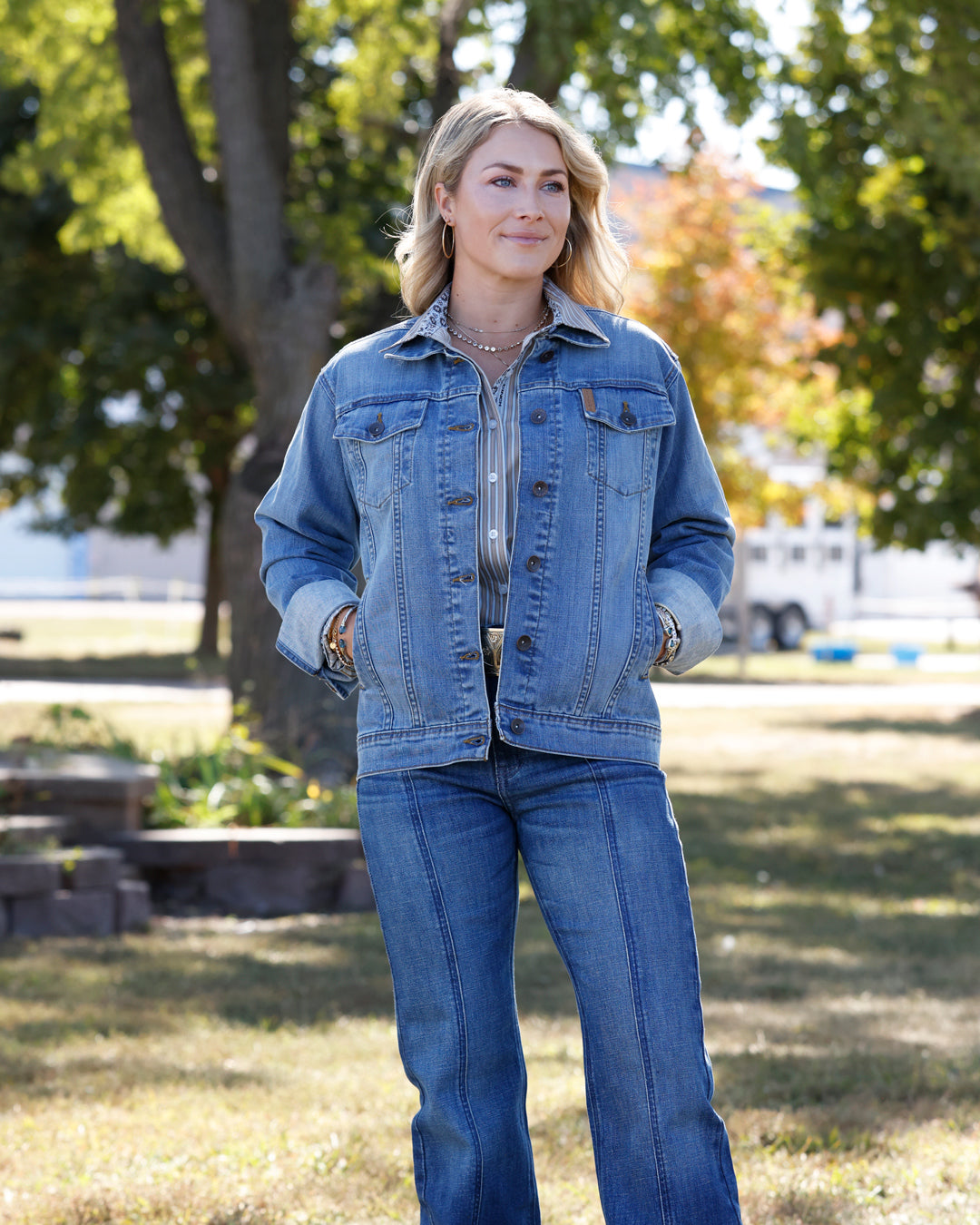 Women’s Cinch Jean Jacket