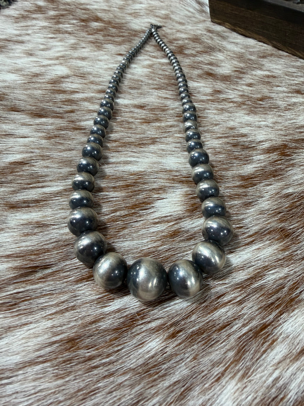 Navajo Gradual Pearls