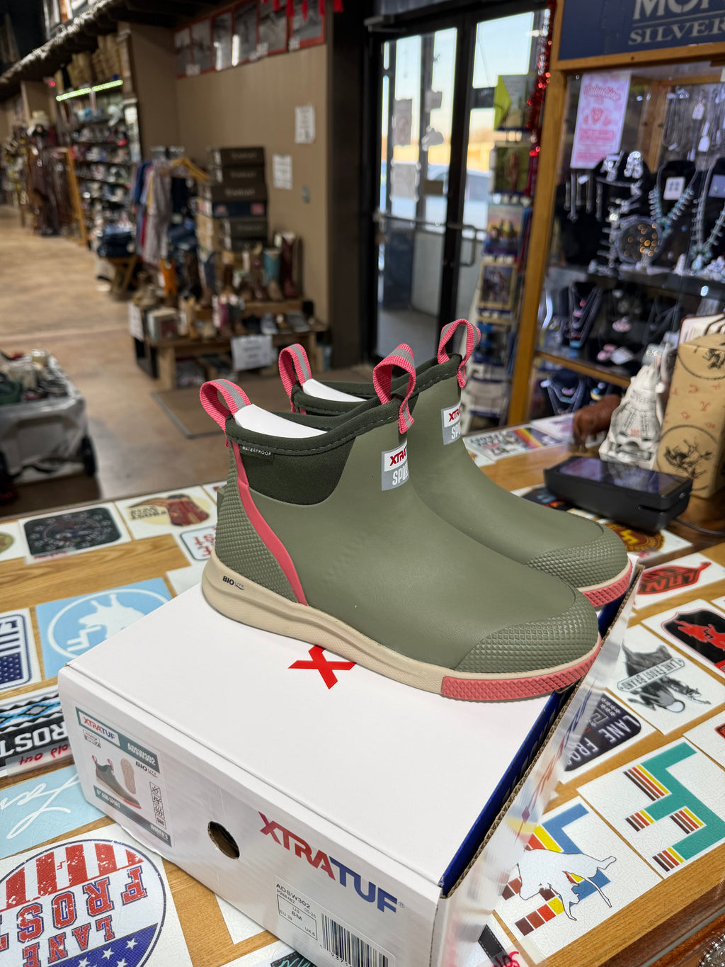 Xtratuf Women’s 6” ADB Sport