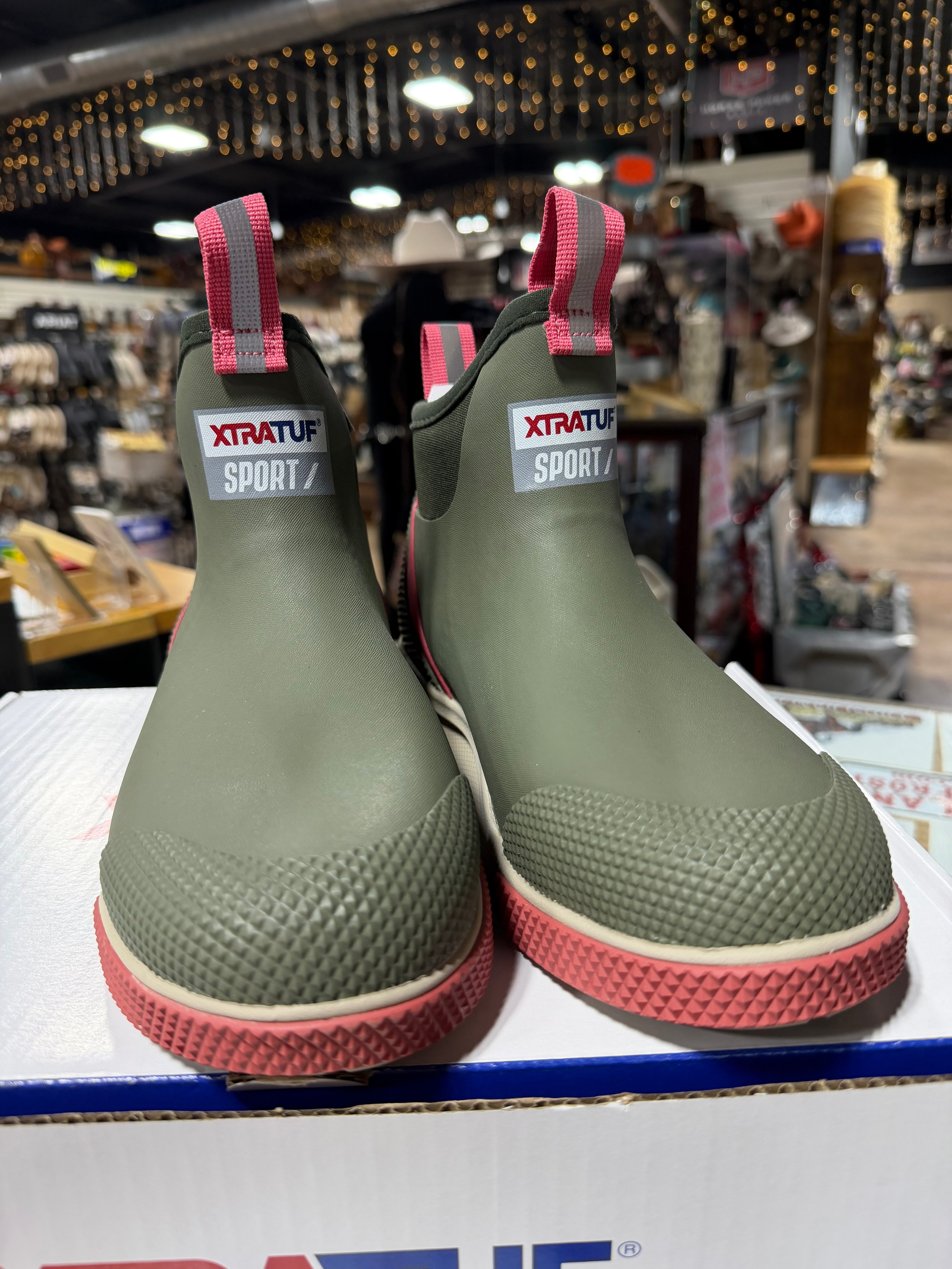 Xtratuf Women’s 6” ADB Sport