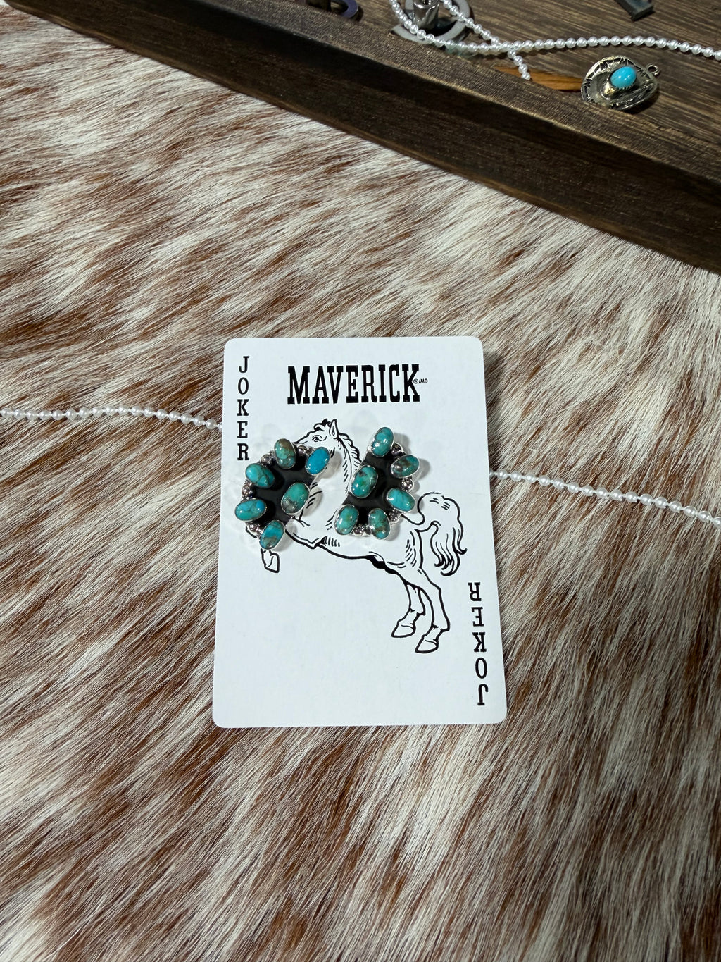 Turquoise Chuck Half Cluster