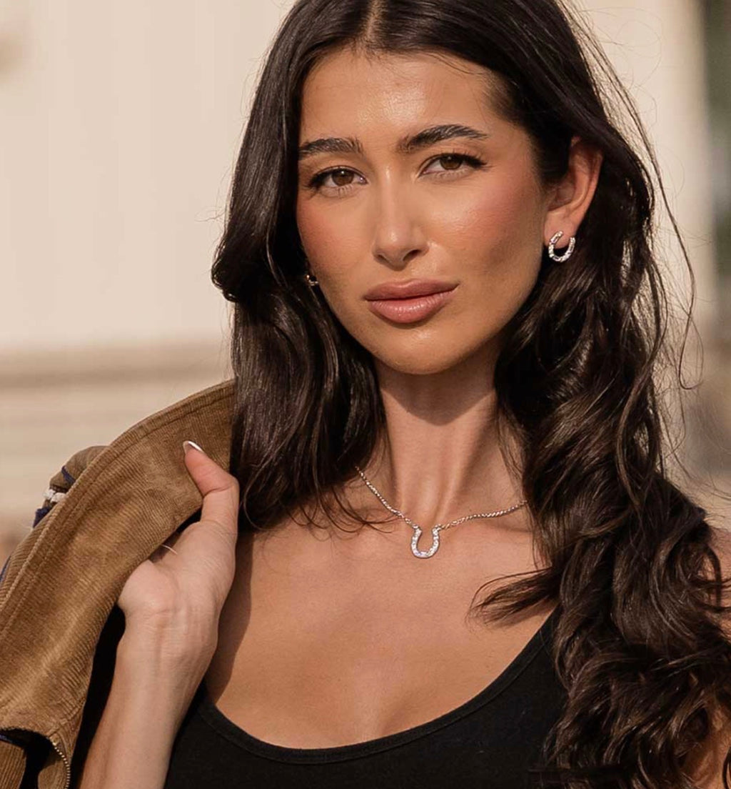 Lucky Stride Horseshoe Jewelry Set