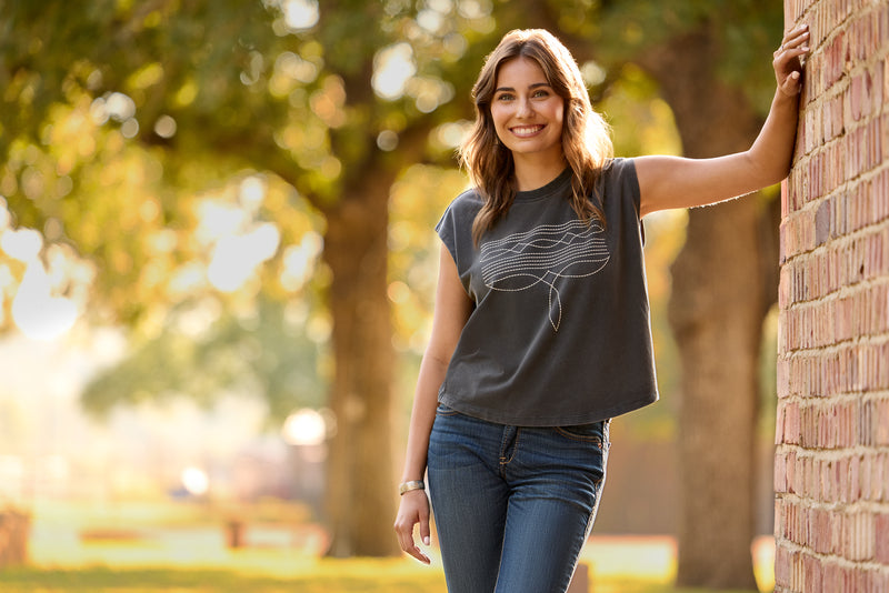 Women’s Dallas Cropped Tee