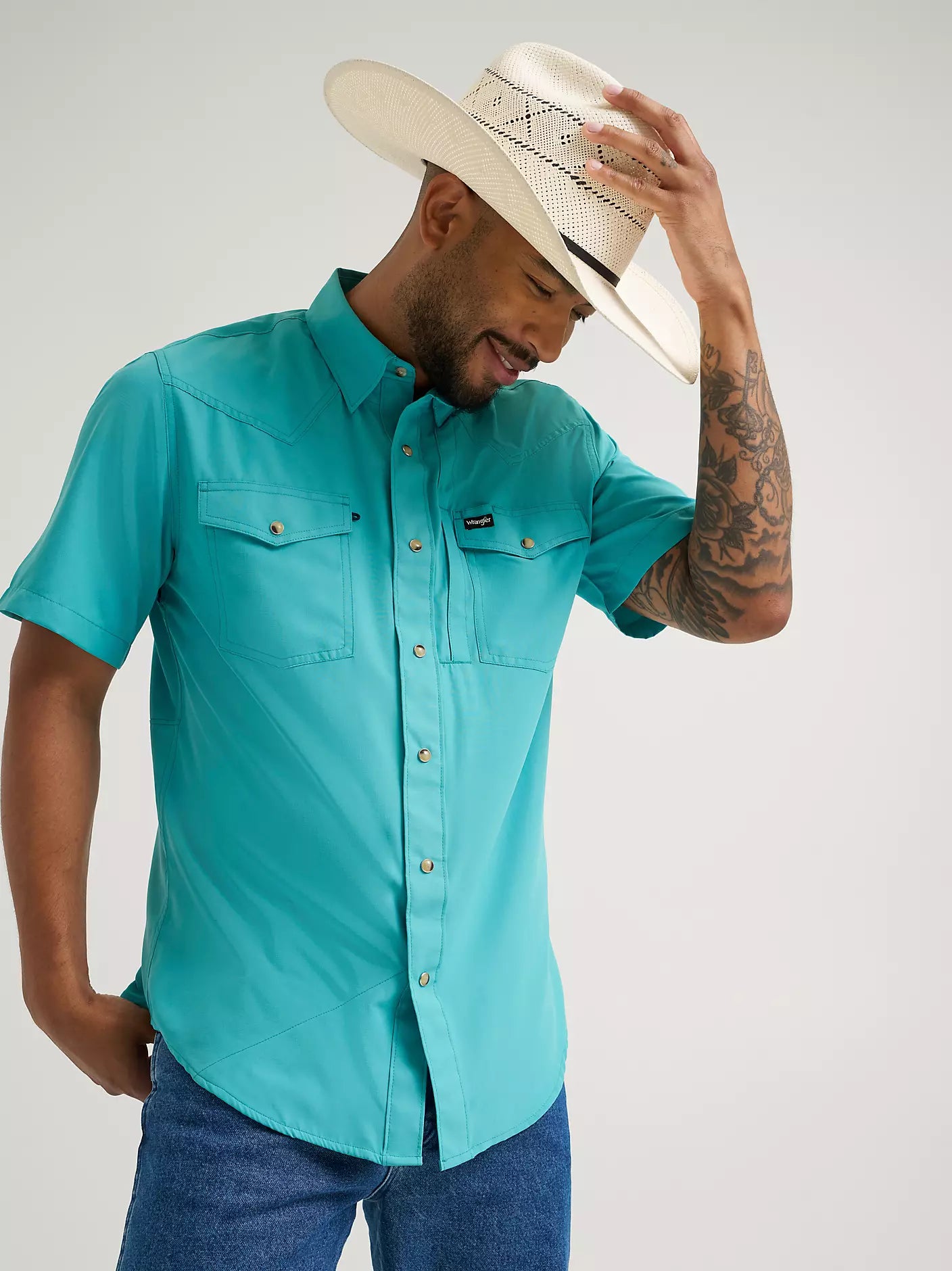Wrangler All Terrain Gear Latino Bay Solid SS Shirt