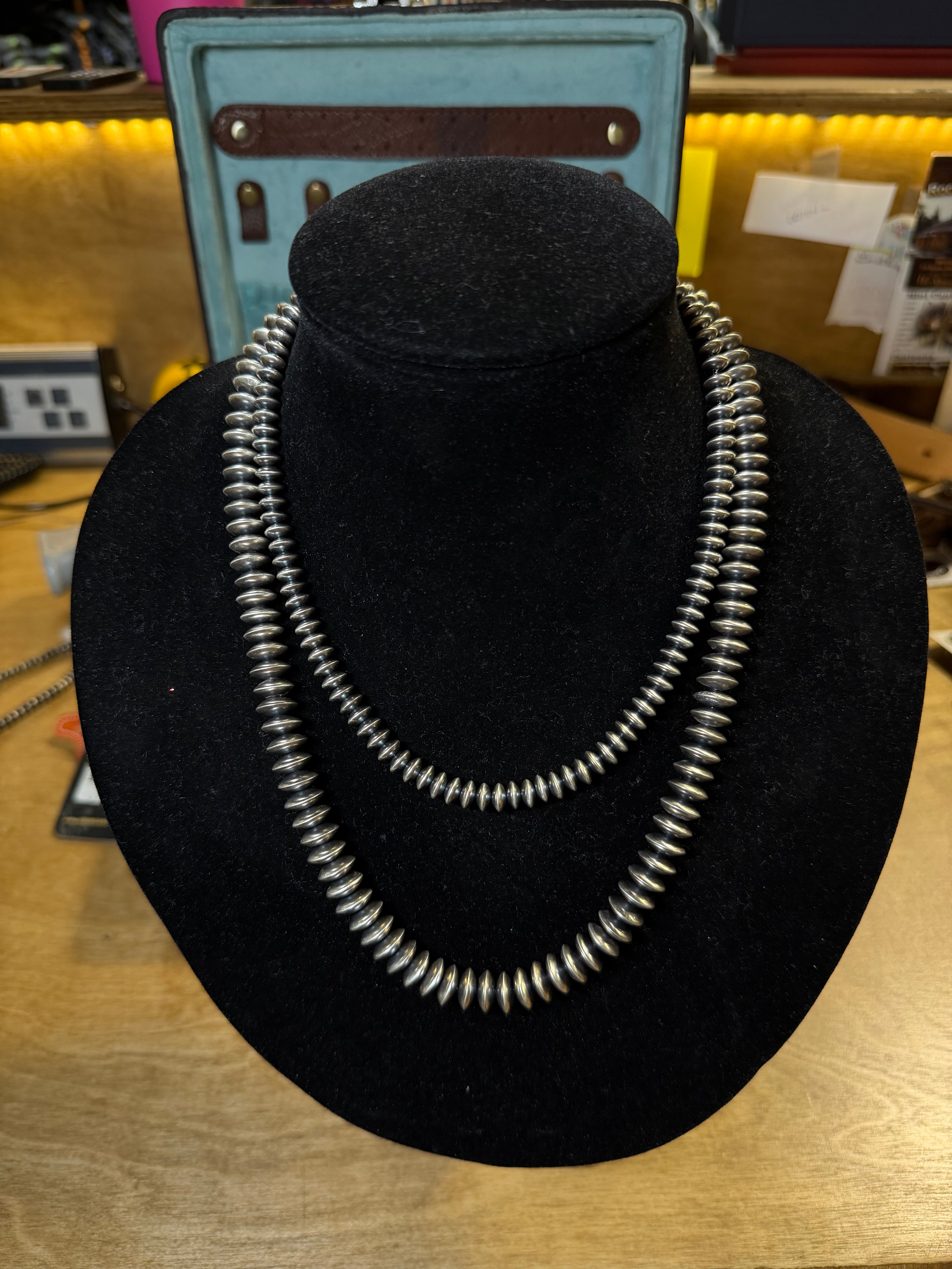 Classic Sterling Silver Saucer Bead Neclace