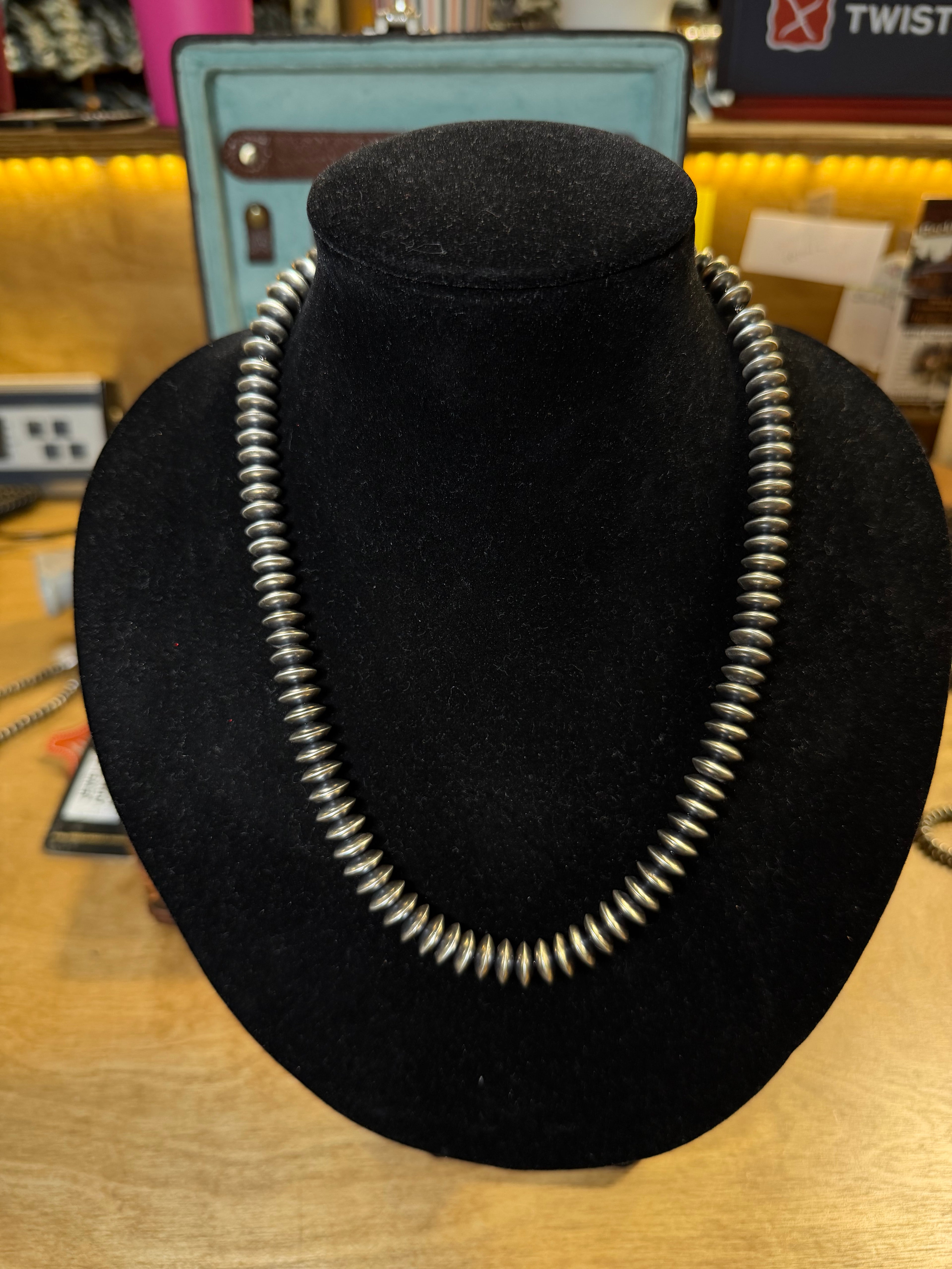 Classic Sterling Silver Saucer Bead Neclace