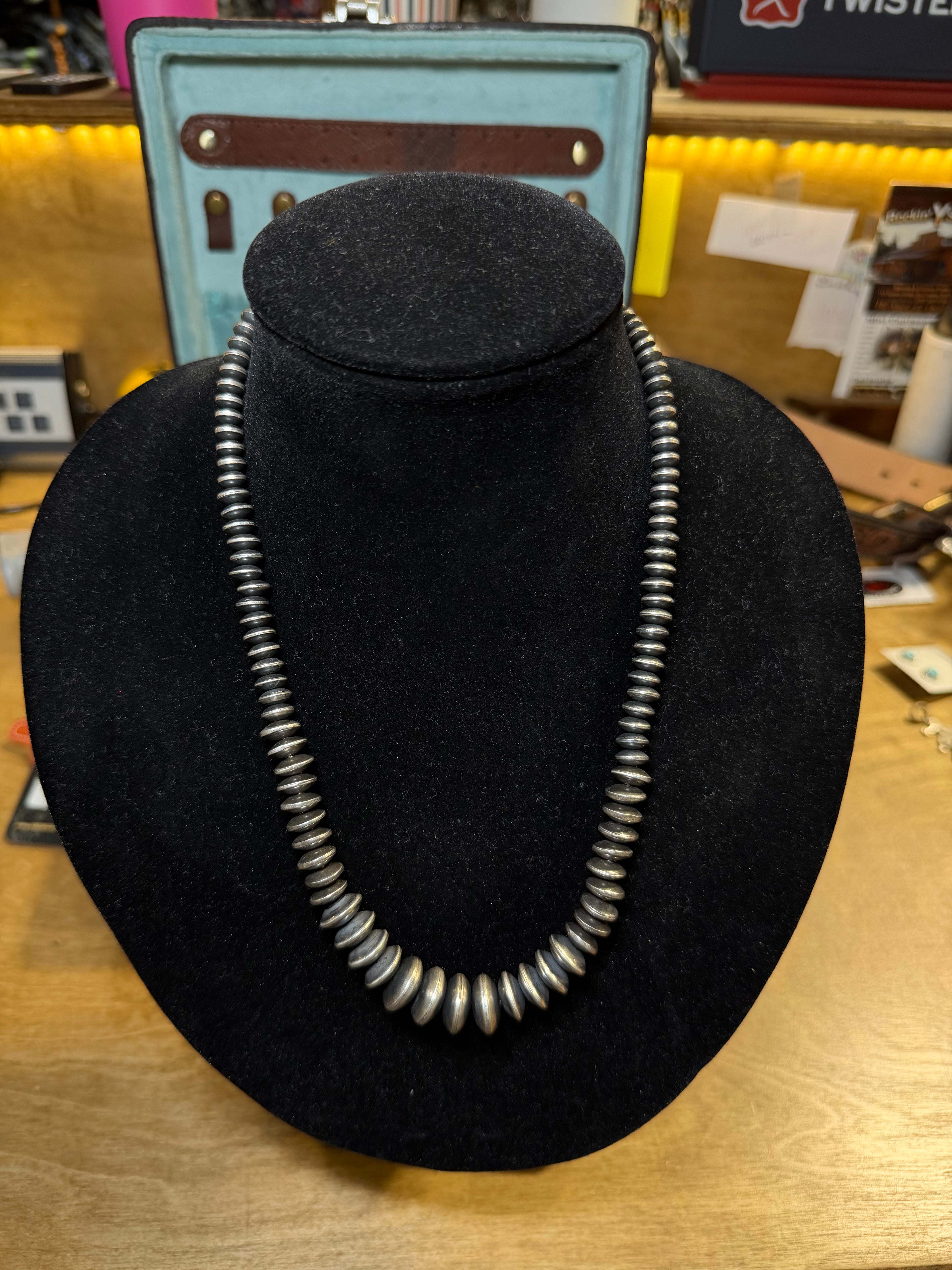 Classic Sterling Silver Saucer Bead Neclace