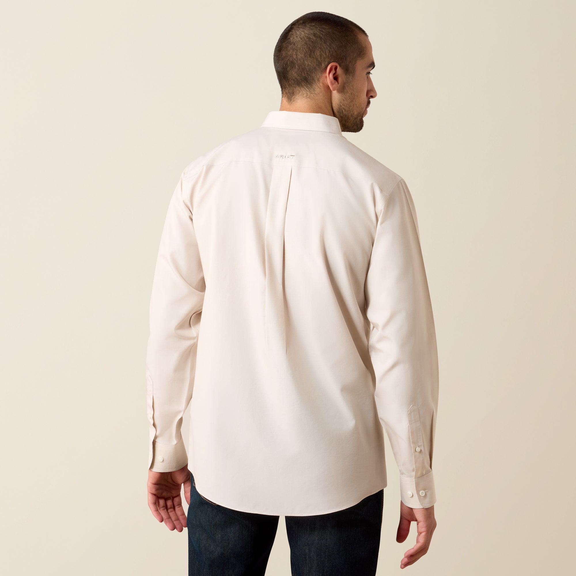 Ariat Wrinkle Free Solid Pinpoint Oxford Classic Fit Shirt – Savannah Tan