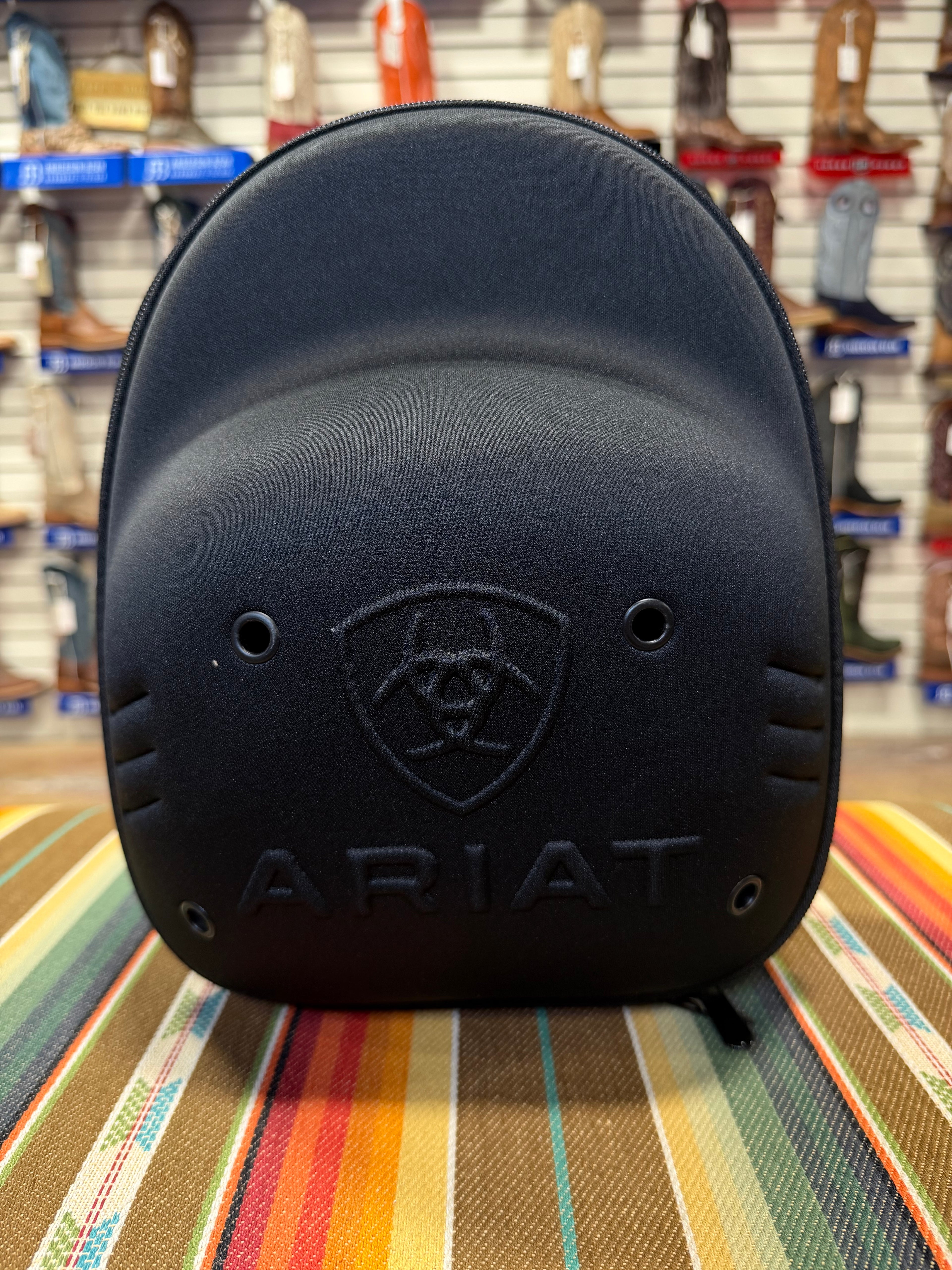 Ariat Cap Black Case