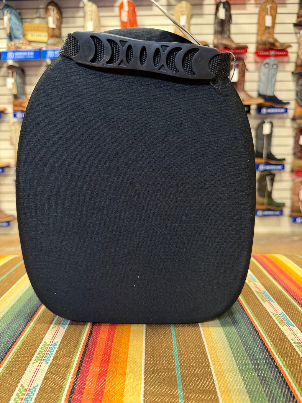 Ariat Cap Black Case